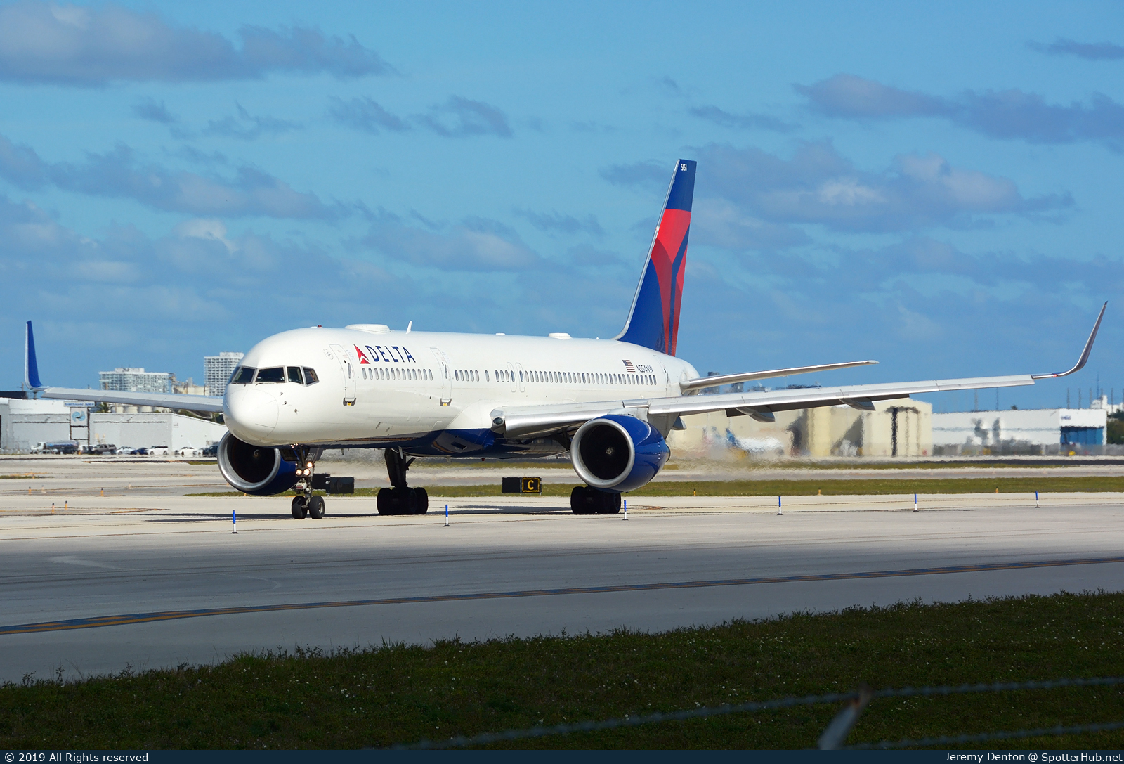 Photo of N554NW - Boeing 757-251 operated by Delta Air Lines