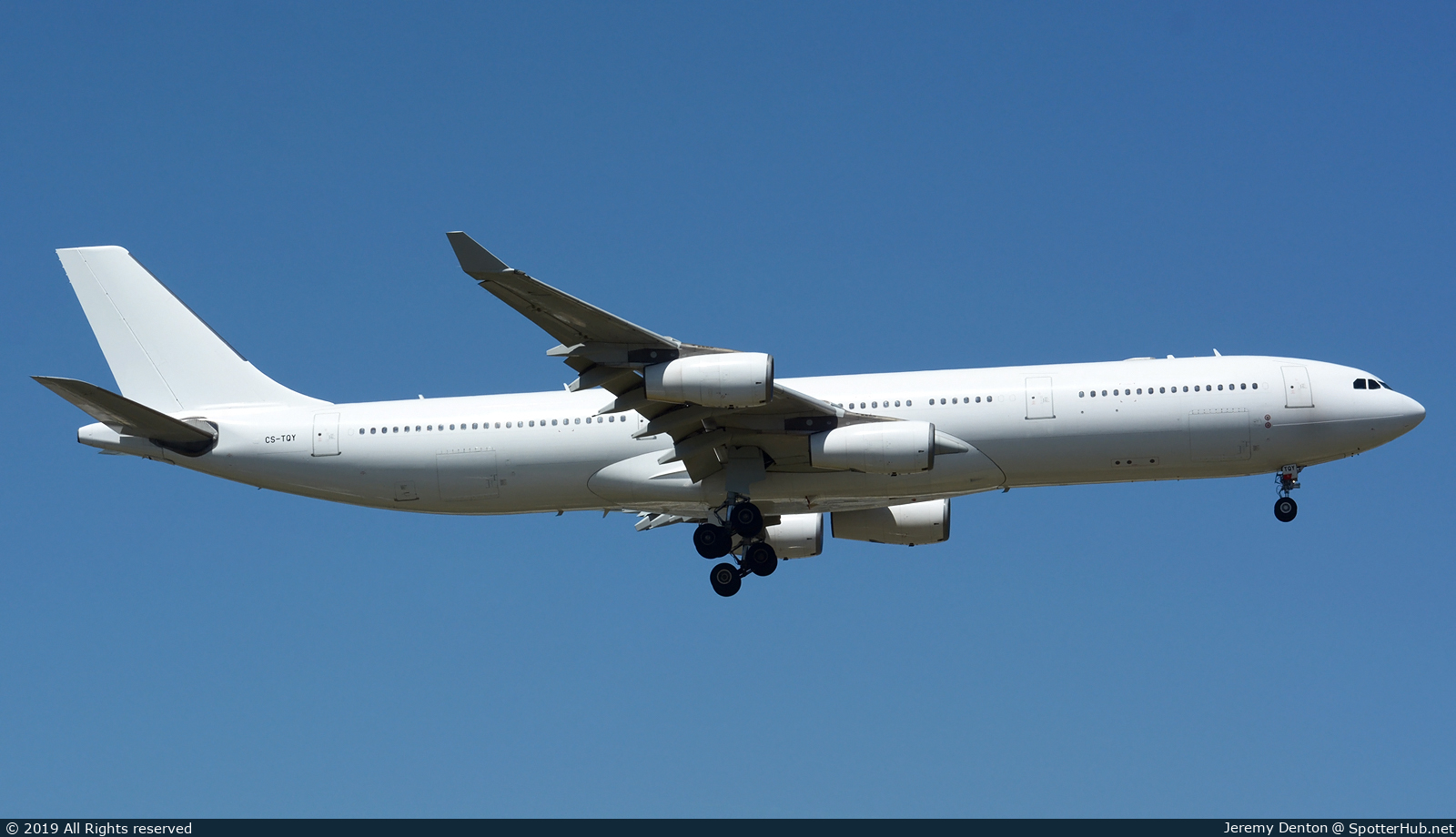 Photo of CS-TQY - Airbus A340-313 operated by Hi Fly