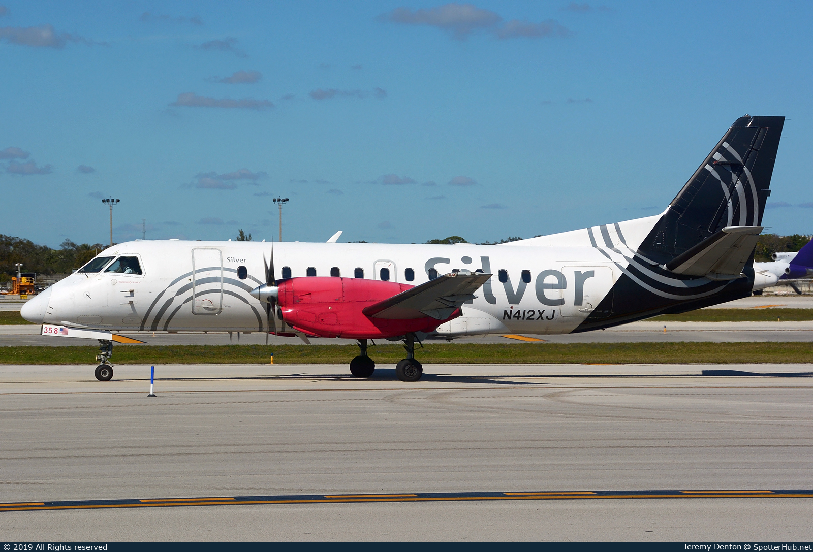 Photo of N412XJ - Saab 340B+ operated by Silver Airways