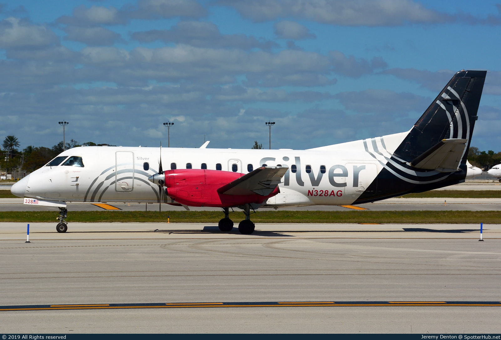 Photo of N328AG - Saab 340B+ operated by Silver Airways