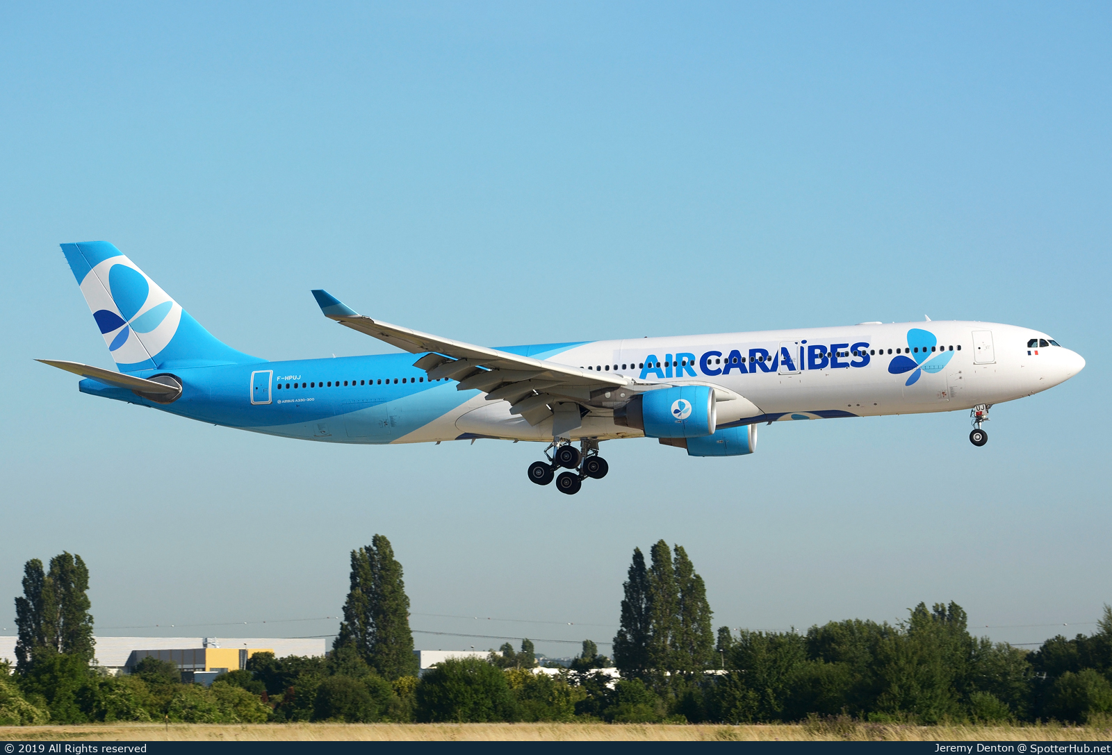 Photo of F-HPUJ - Airbus A330-323 operated by Air Caraïbes