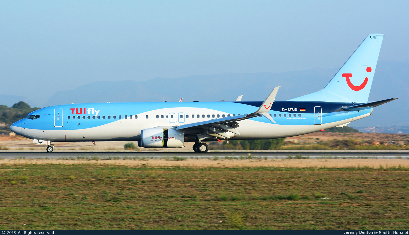 Photo of D-ATUN - Boeing 737-8K5 operated by TUIfly