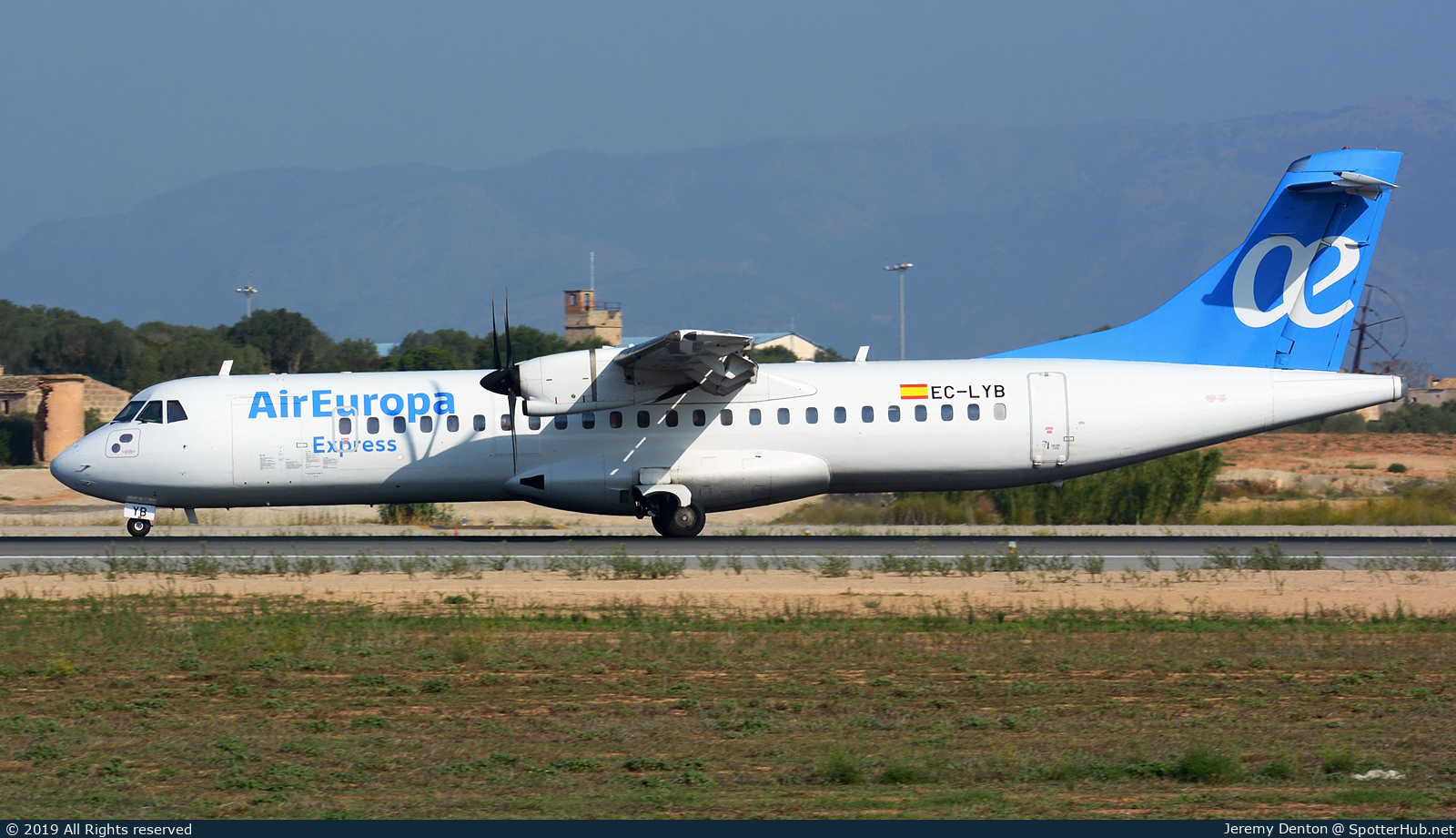 Photo of EC-LYB - ATR 72-500 operated by Air Europa Express (opb Swiftair)