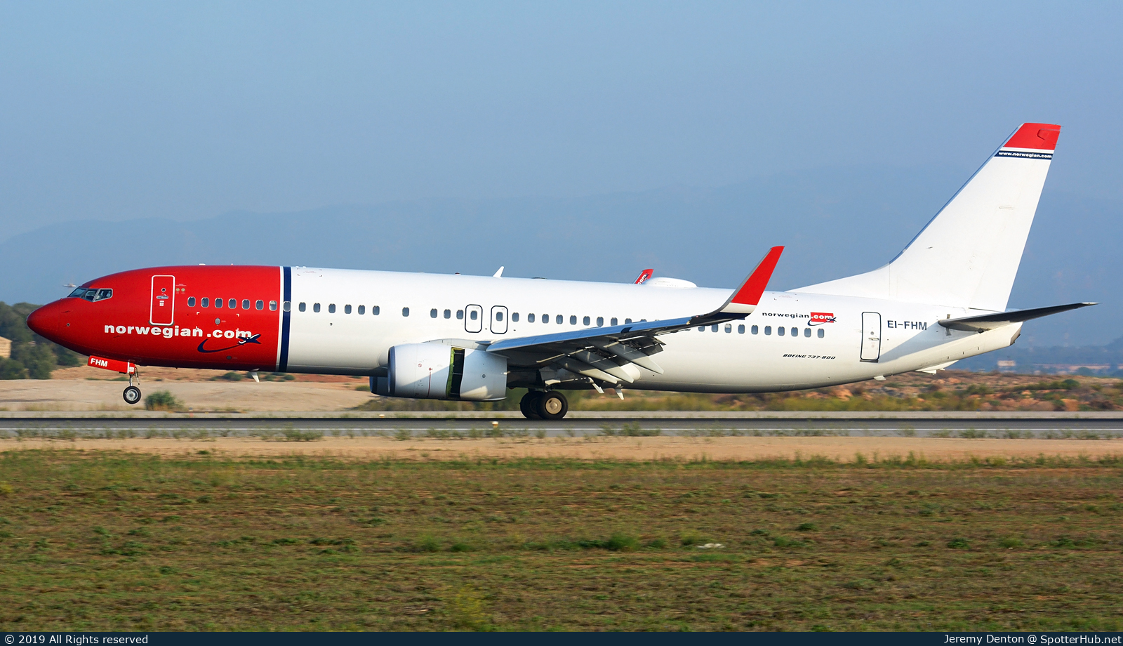 Photo of EI-FHM - Boeing 737-8JP operated by Norwegian Air International