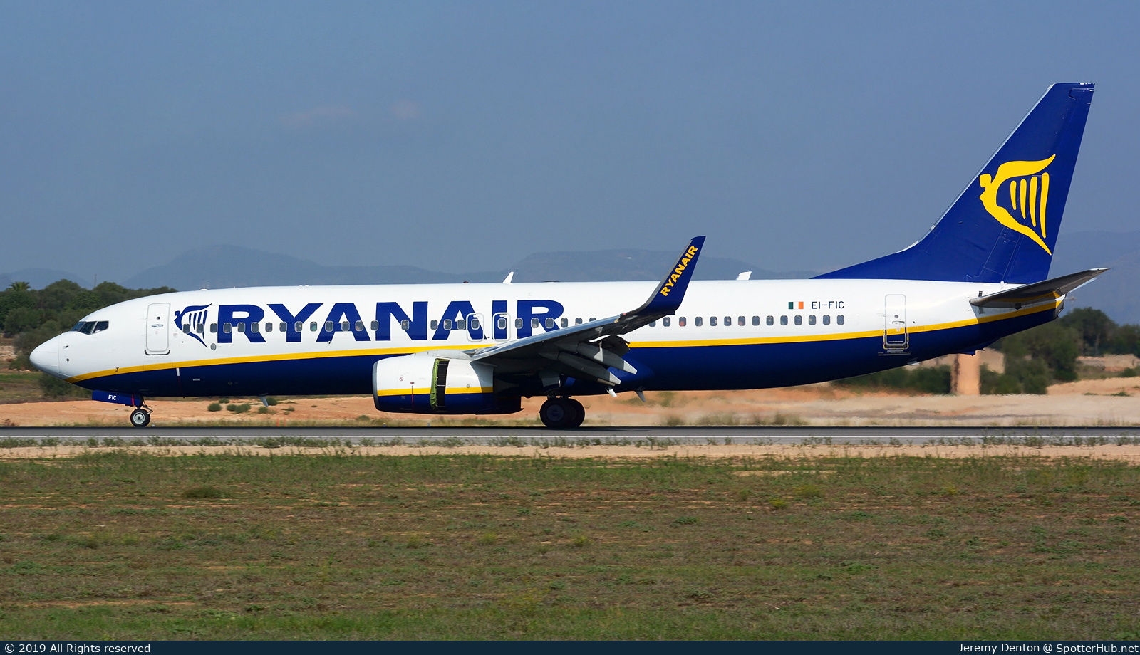 Photo of EI-FIC - Boeing 737-8AS operated by Ryanair