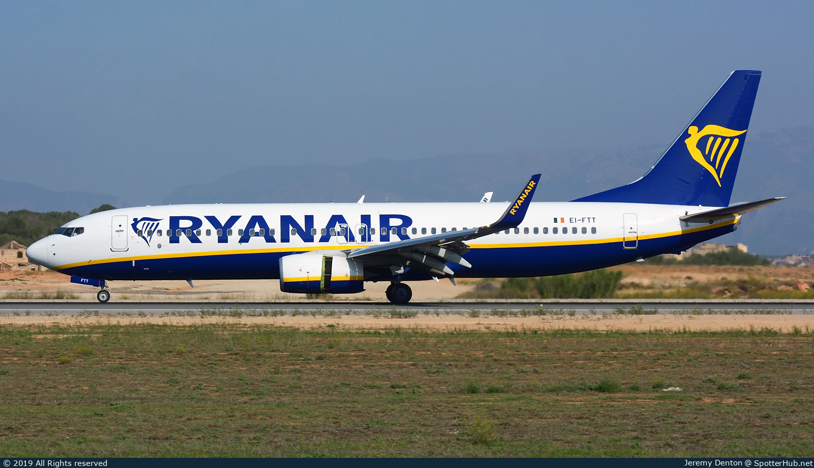 Photo of EI-FTT - Boeing 737-8AS operated by Ryanair