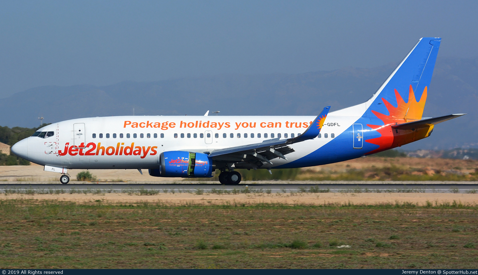 Photo of G-GDFL - Boeing 737-36N operated by Jet2