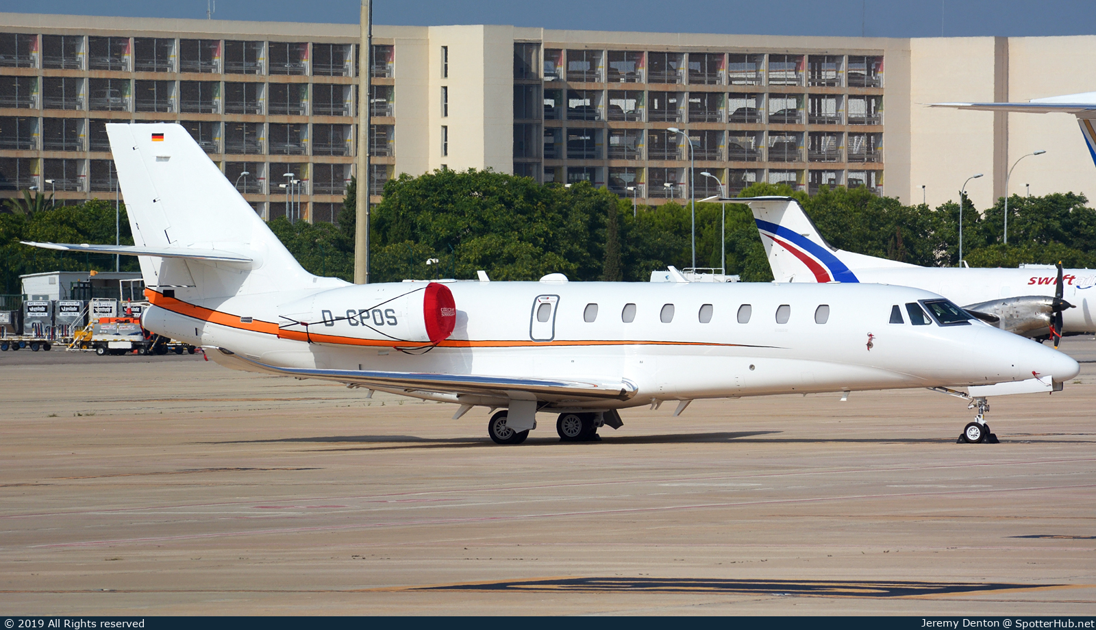 Photo of D-CPOS - Cessna 680 Citation Sovereign+ operated by IFM Traviation