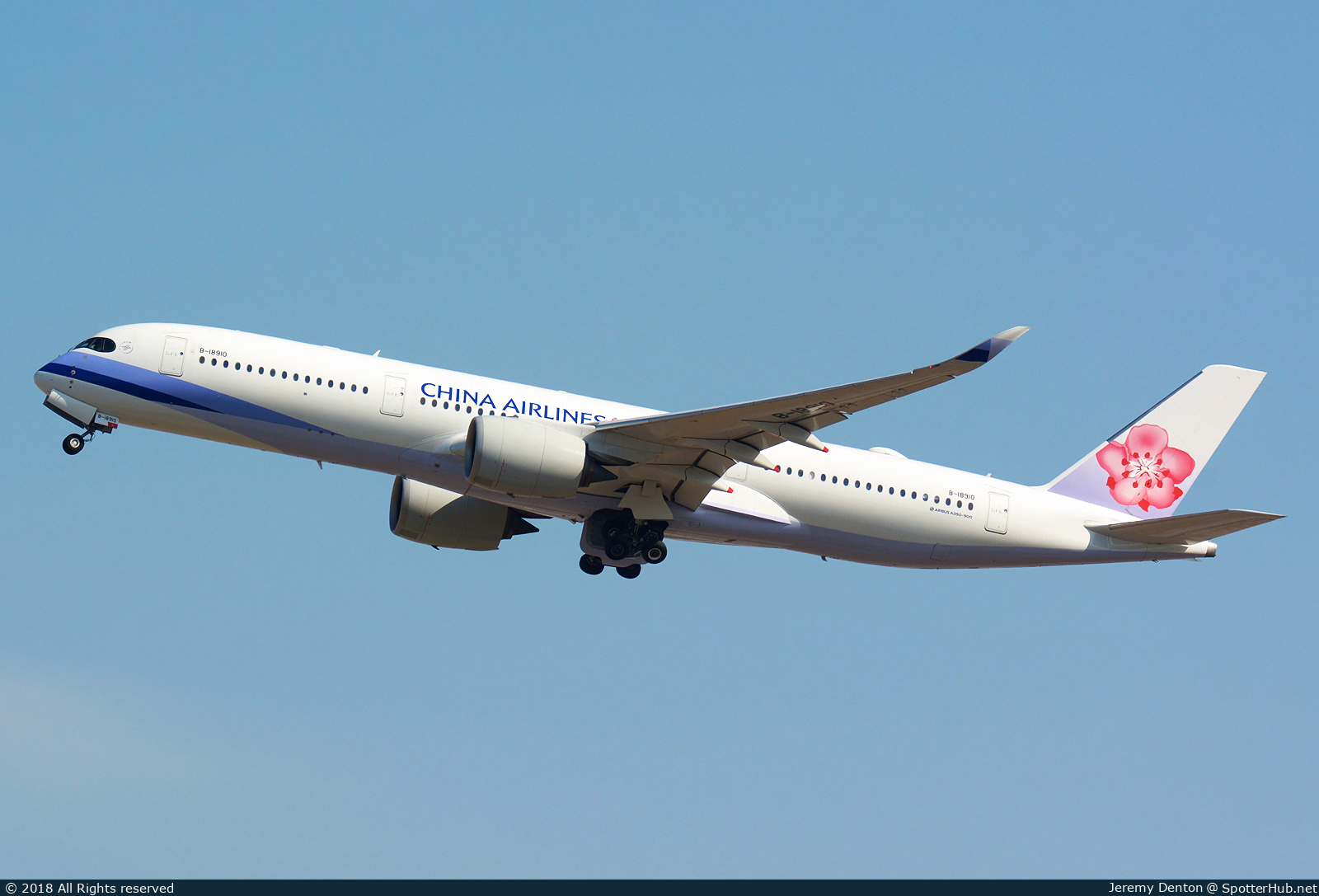 Photo of B-18910 - Airbus A350-941 operated by China Airlines