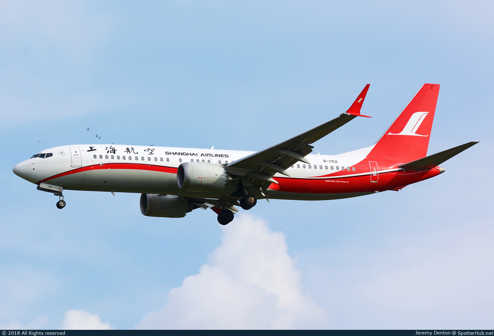 Photo of B-1152 - Boeing 737 MAX 8 operated by Shanghai Airlines