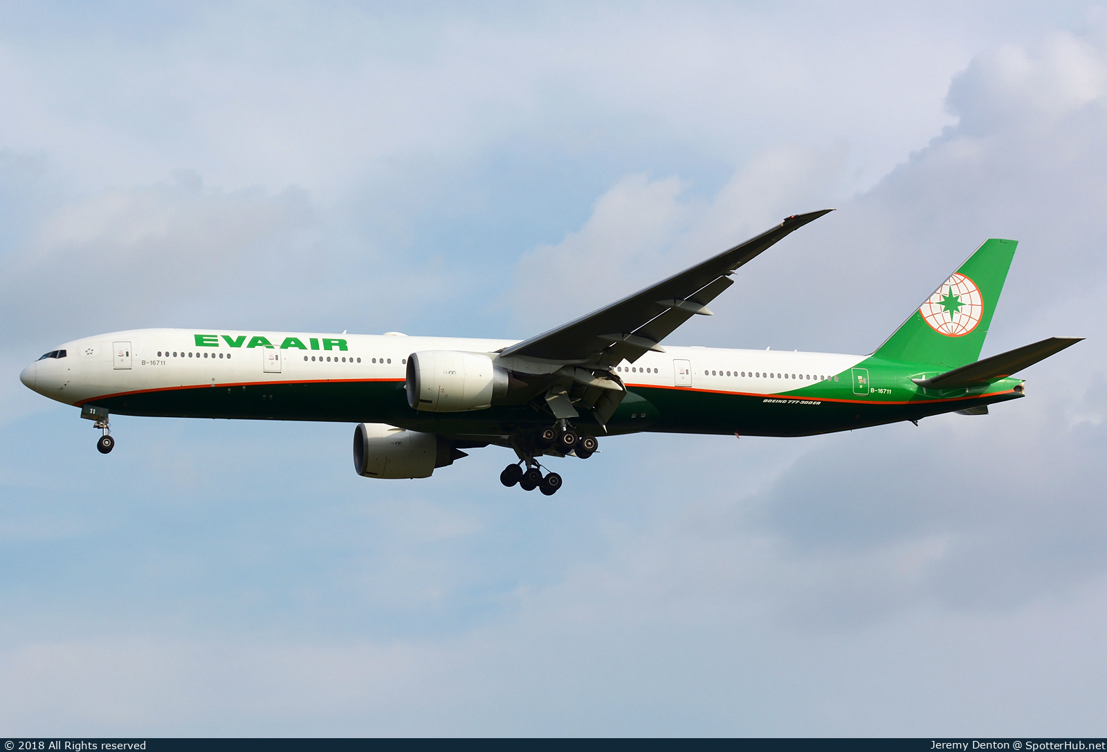 Photo of B-16711 - Boeing 777-35E(ER) operated by EVA Air