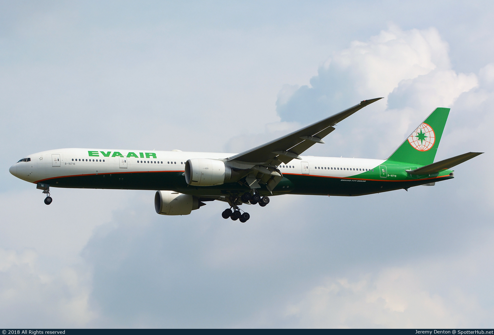 Photo of B-16716 - Boeing 777-35E(ER) operated by EVA Air