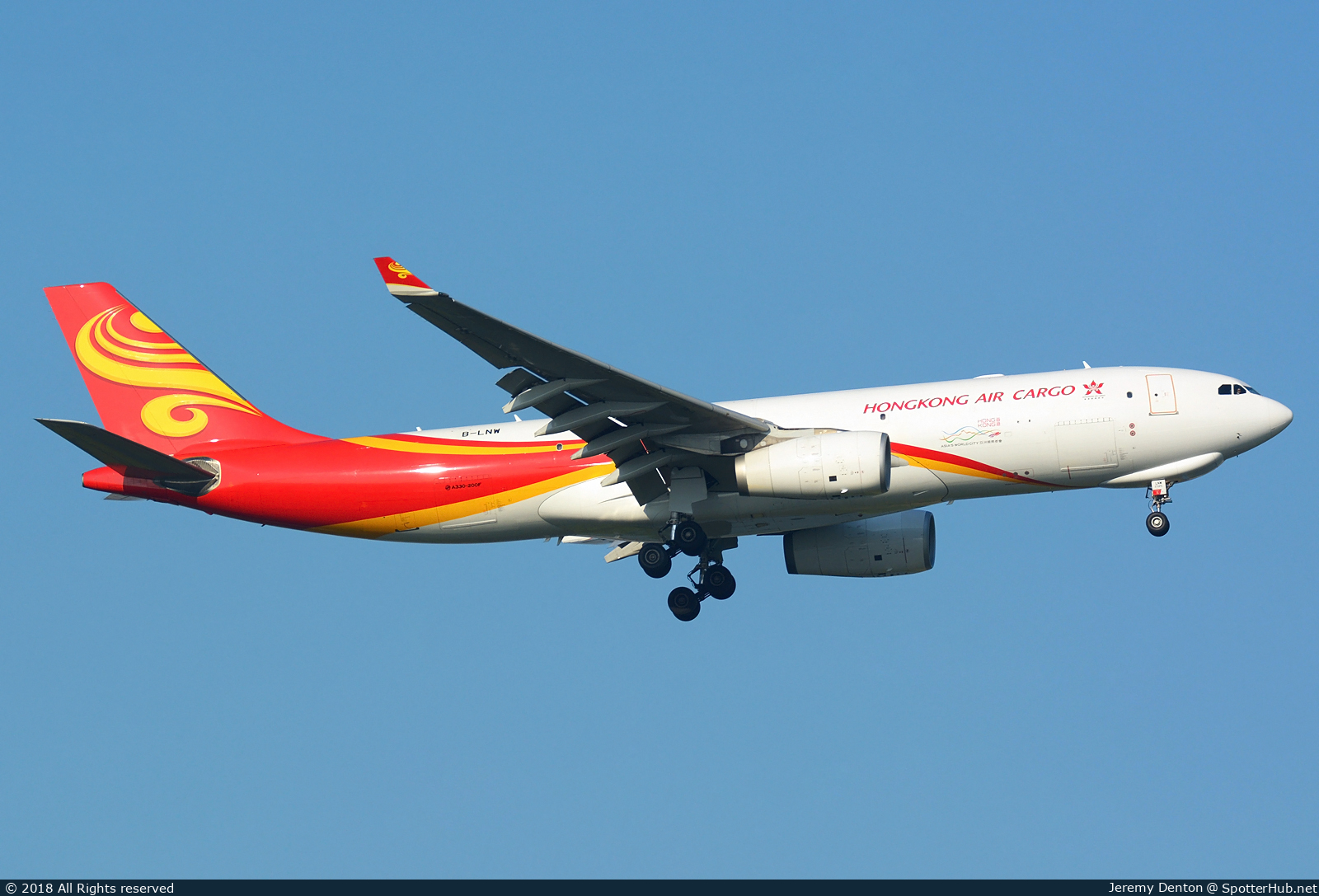 Photo of B-LNW - Airbus A330-243F operated by Hong Kong Airlines Cargo