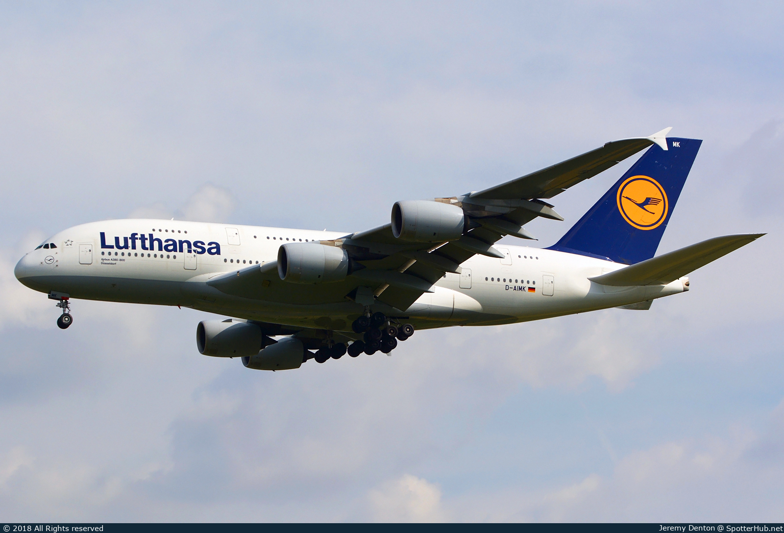 Photo of D-AIMK - Airbus A380-841 operated by Lufthansa