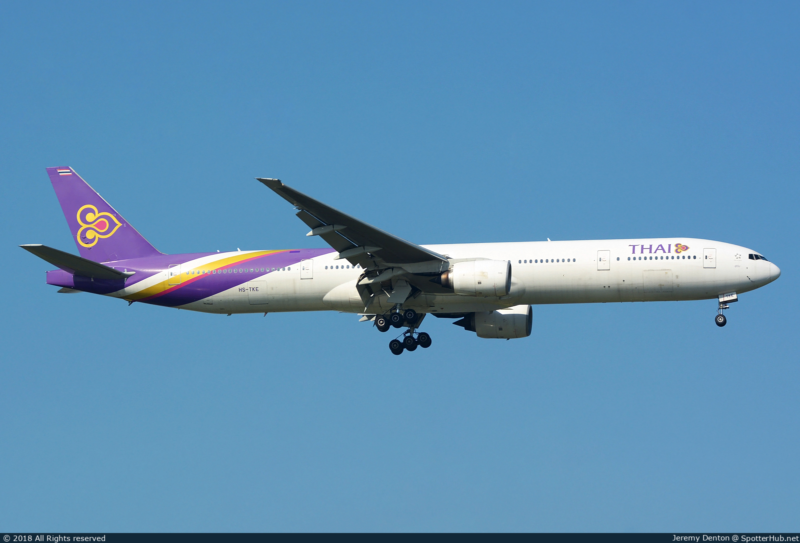 Photo of HS-TKE - Boeing 777-3D7 operated by Thai Airways International