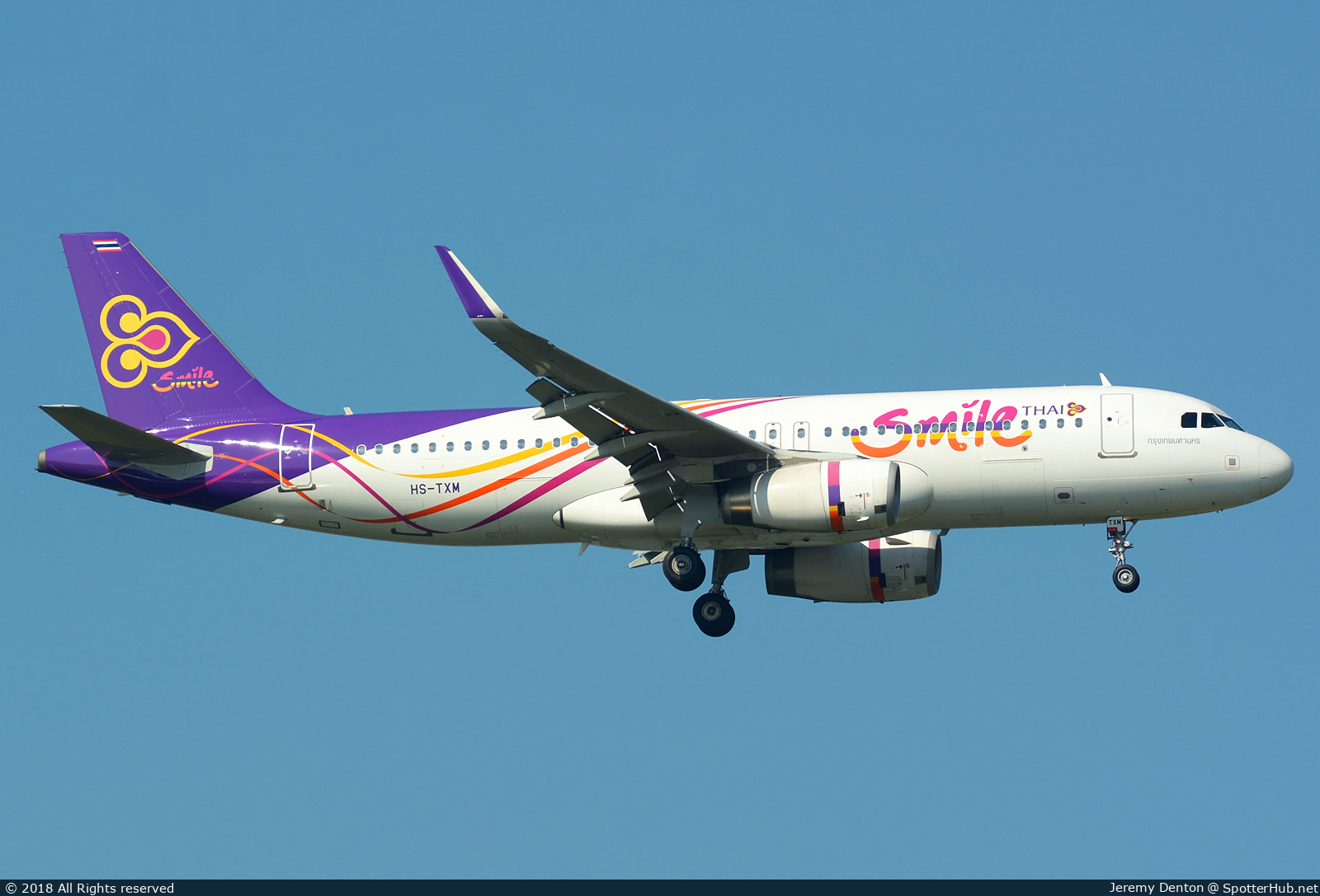 Photo of HS-TXM - Airbus A320-232 operated by Thai Smile