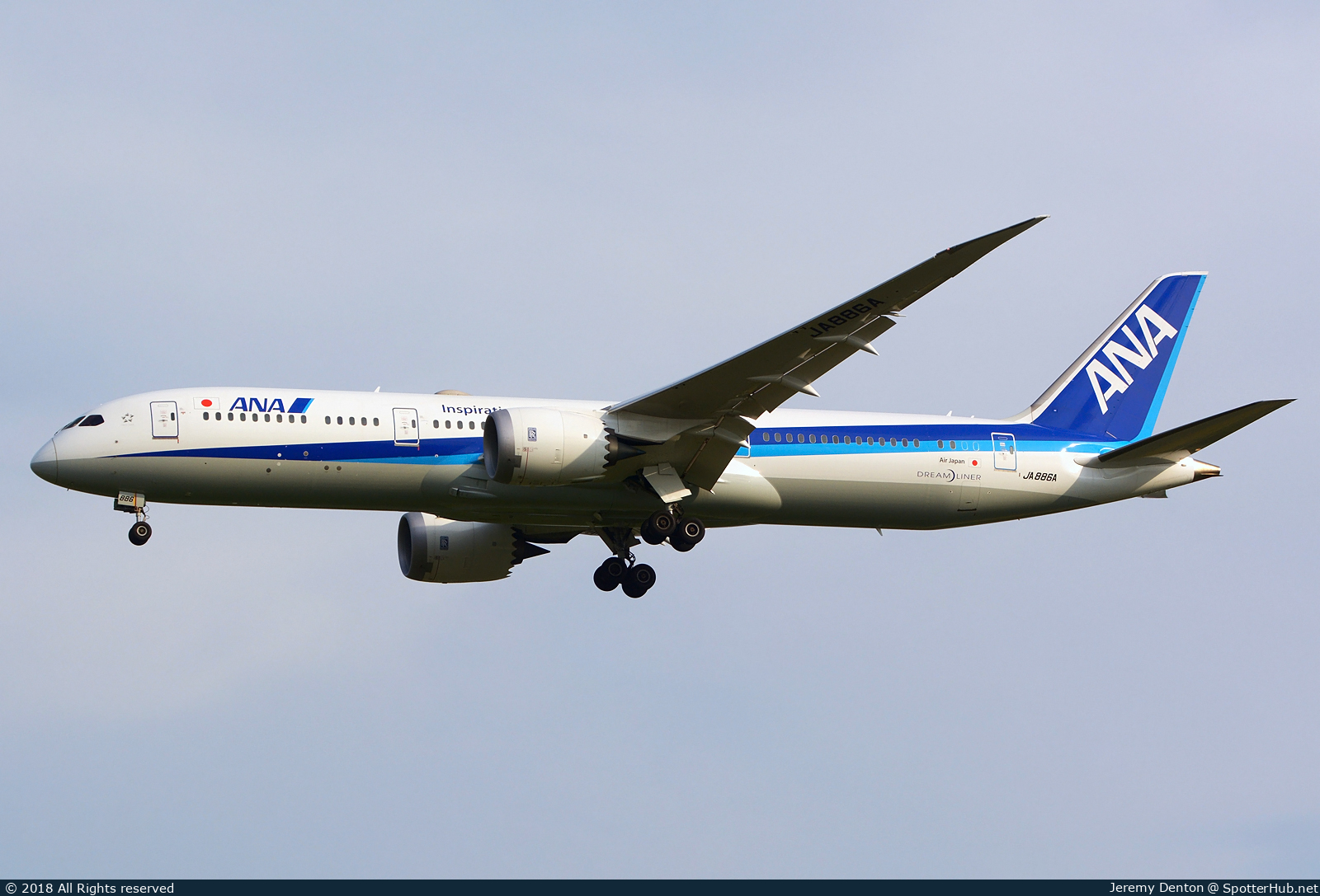 Photo of JA886A - Boeing 787-9 Dreamliner operated by ANA All Nippon Airways (opb Air Japan)
