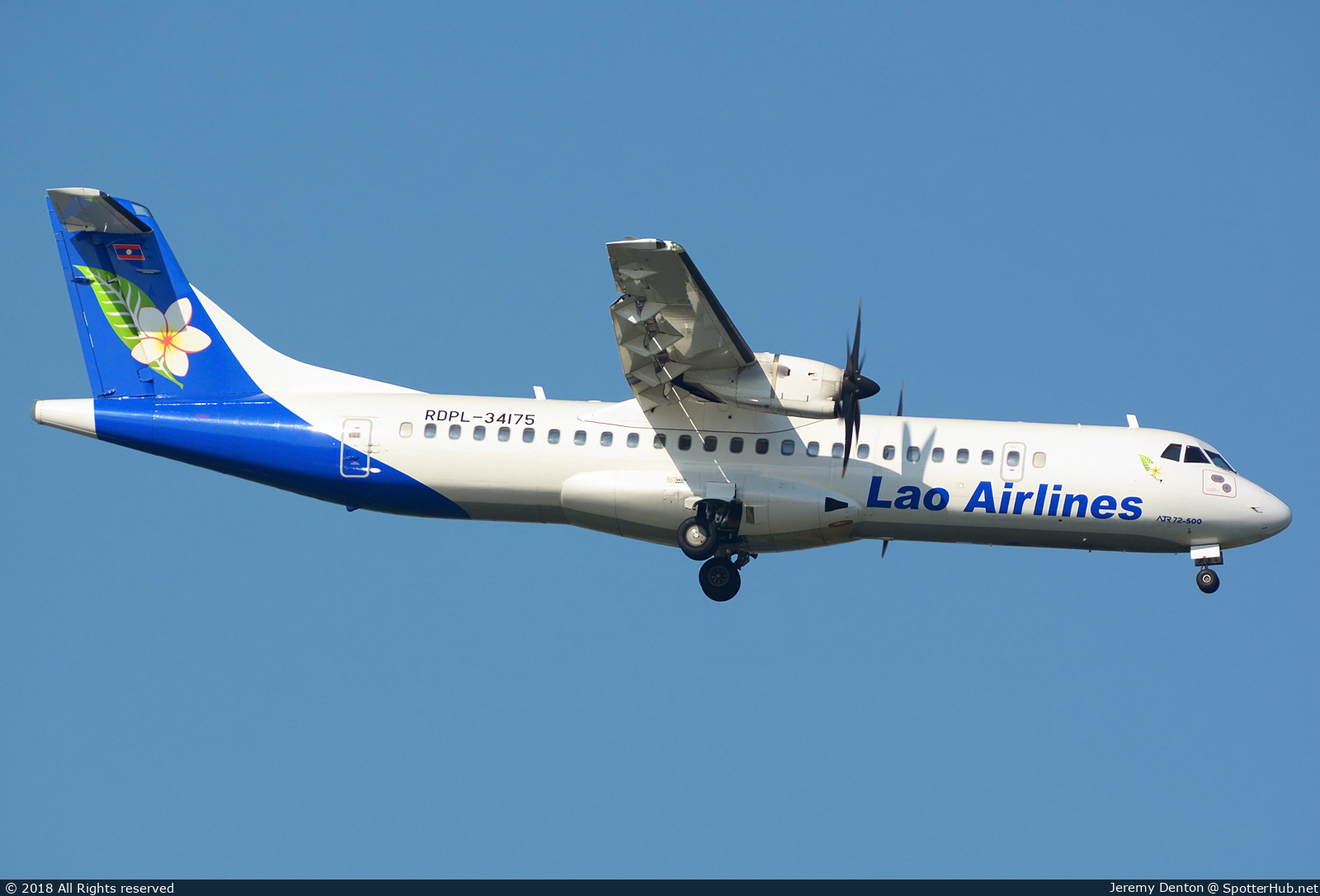 Photo of RDPL-34175 - ATR 72-500 operated by Lao Airlines