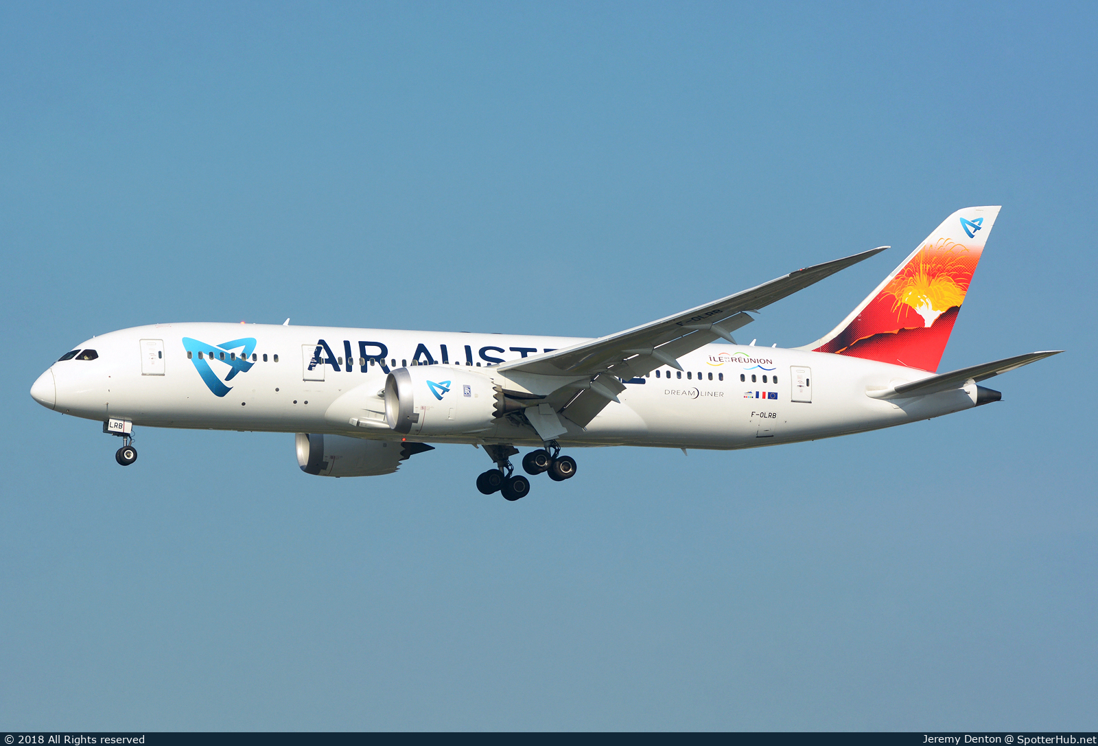 Photo of F-OLRB - Boeing 787-8 Dreamliner operated by Air Austral