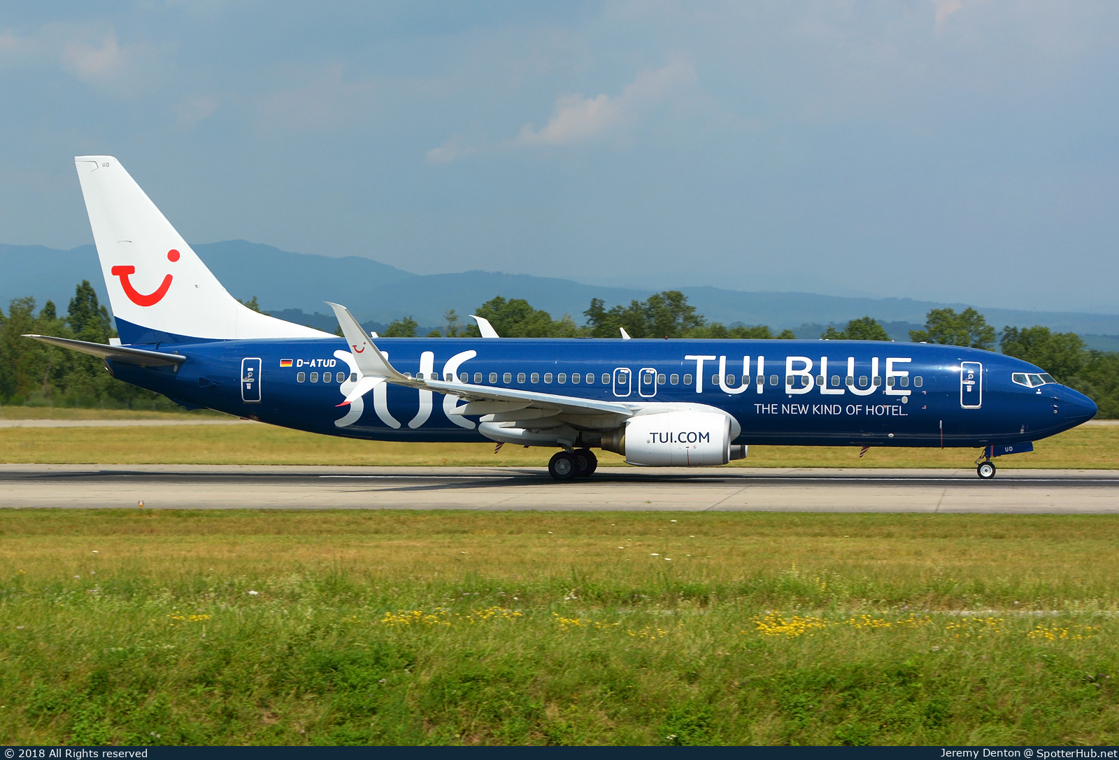Photo of D-ATUD - Boeing 737-8K5 operated by TUIfly