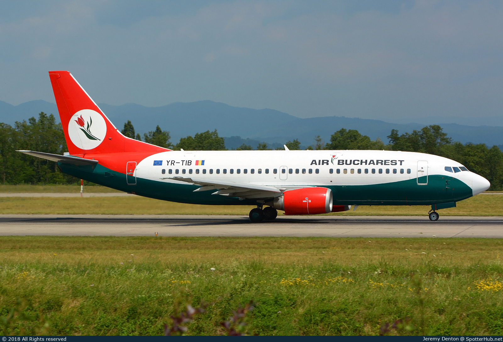 Photo of YR-TIB - Boeing 737-3L9 operated by Air Bucharest