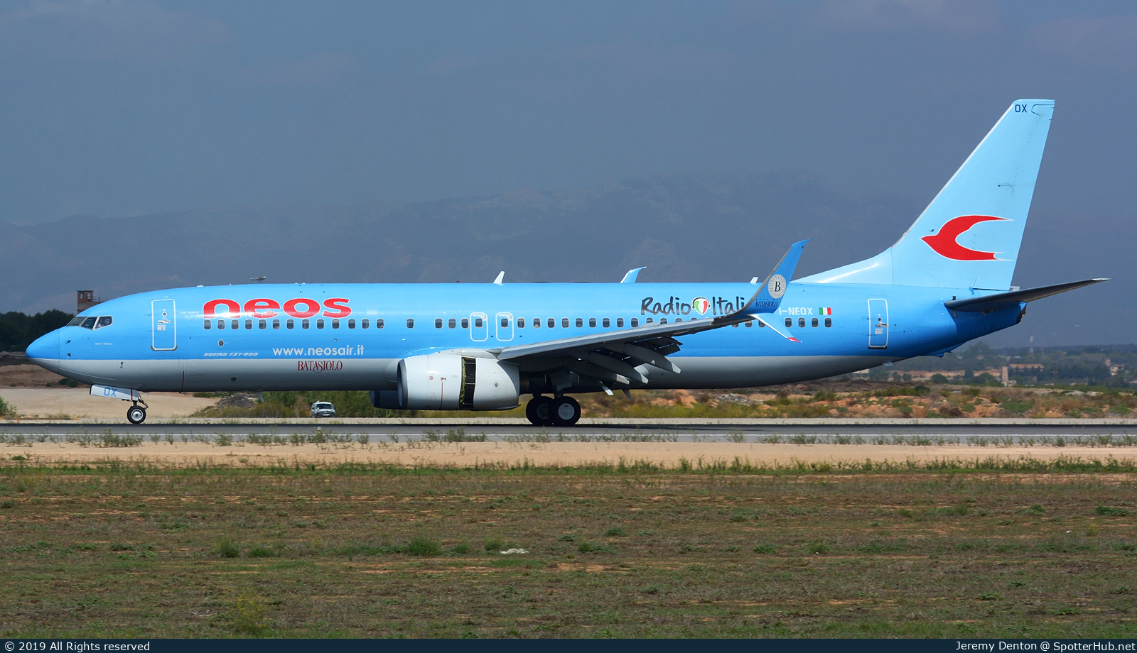 Photo of I-NEOX - Boeing 737-86N operated by Neos