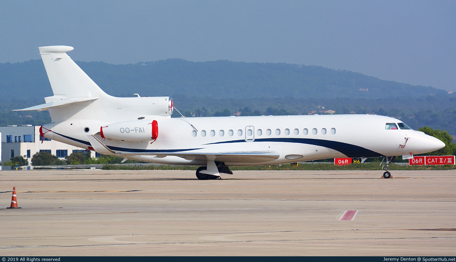 Photo of OO-FAI - Dassault Falcon 8X operated by Flying Group