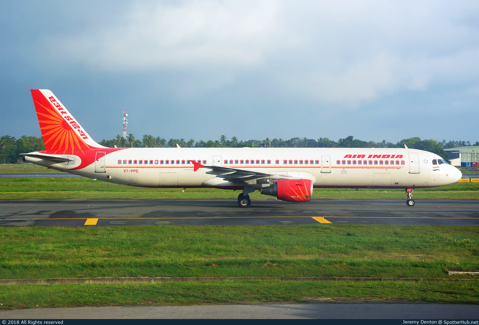 Photo of VT-PPD - Airbus A321-211 operated by Air India