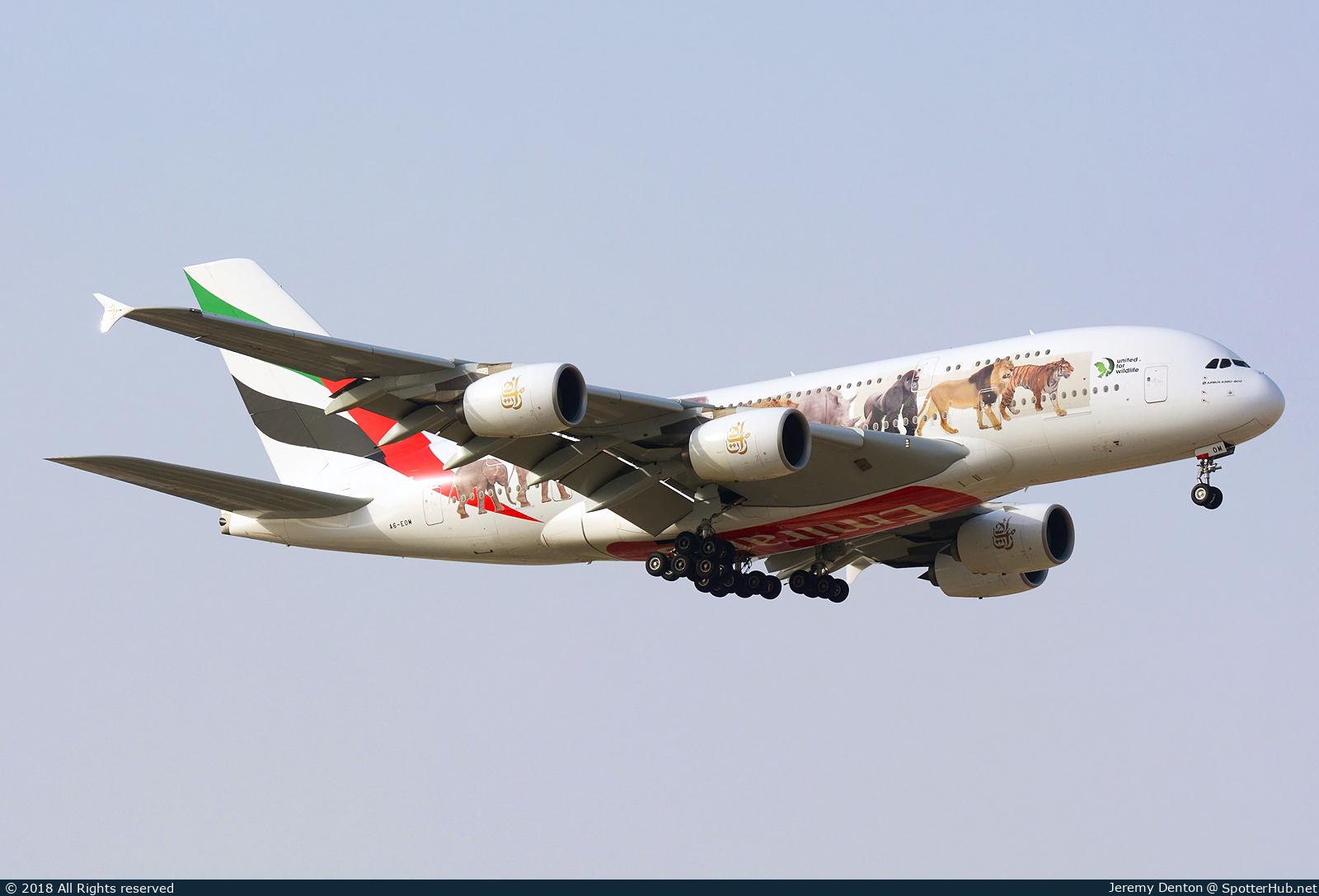 Photo of A6-EOM - Airbus A380-861 operated by Emirates