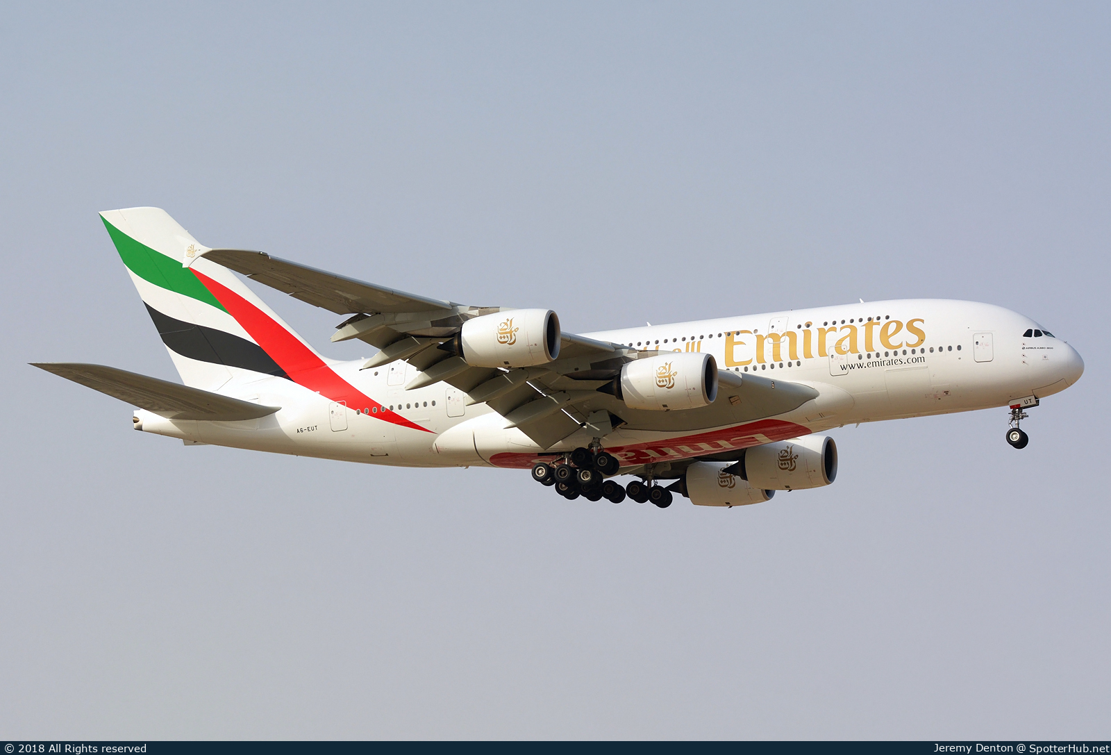 Photo of A6-EUT - Airbus A380-842 operated by Emirates