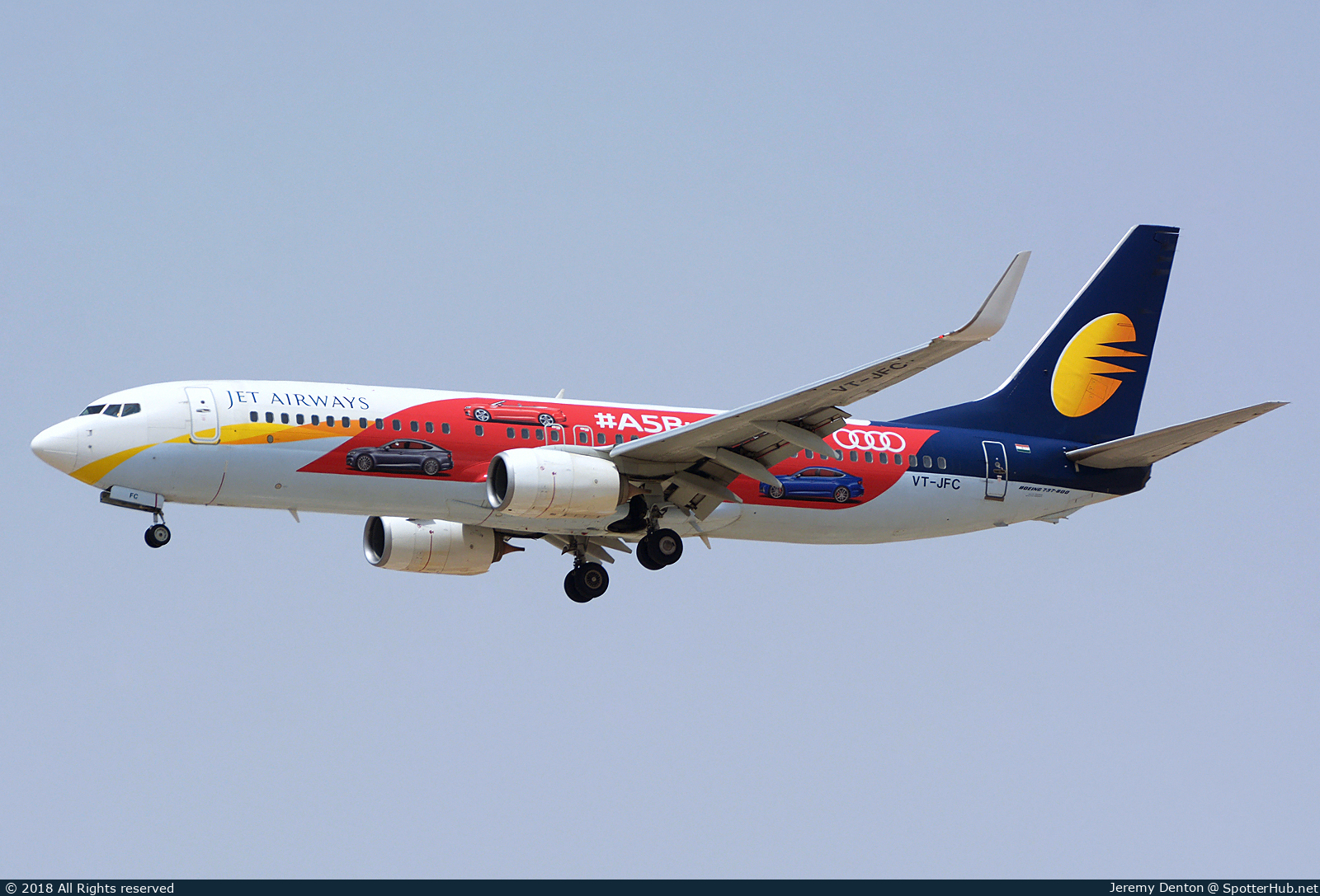 Photo of VT-JFC - Boeing 737-86N operated by Jet Airways