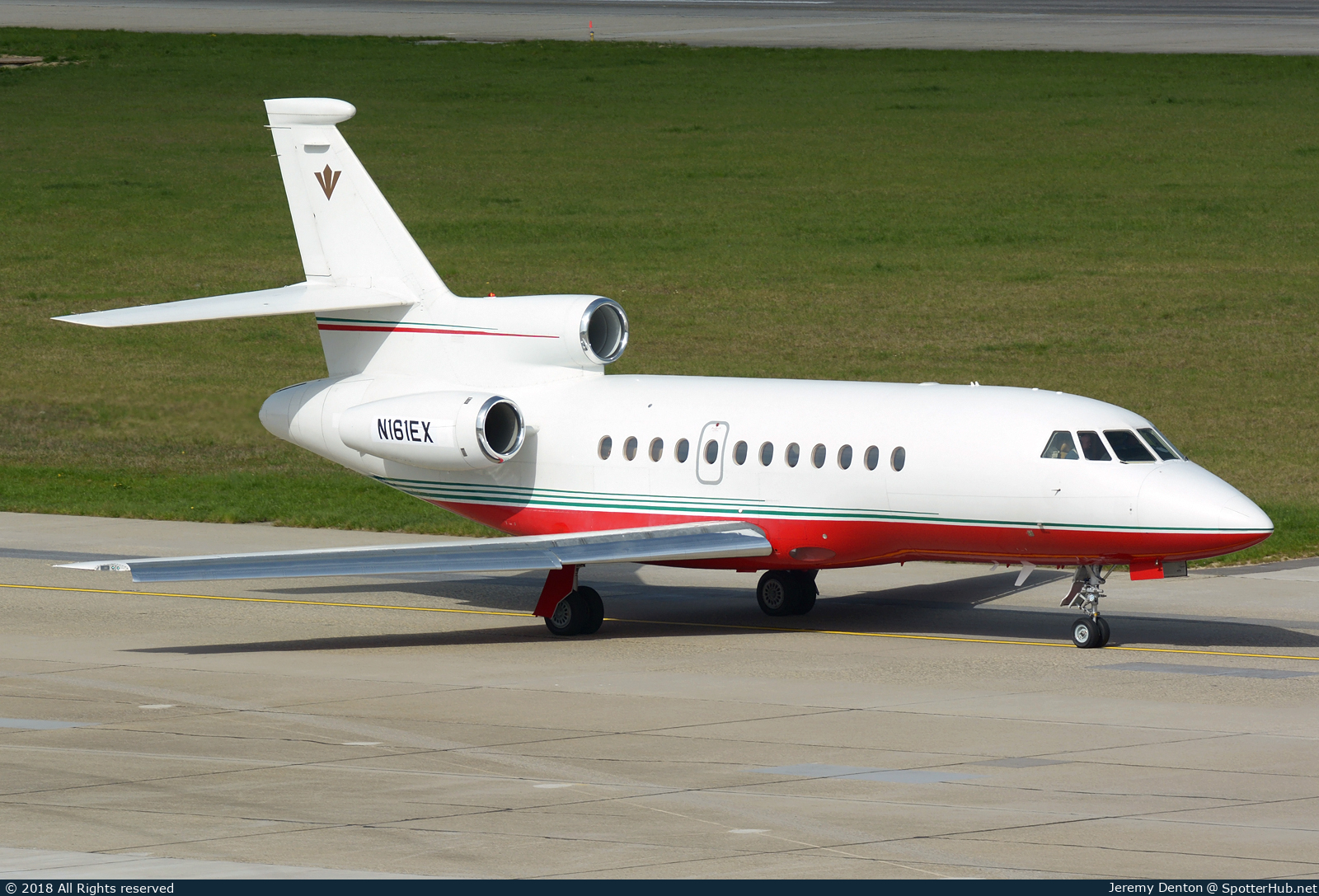 Photo of N161EX - Dassault Falcon 900EX operated by Private