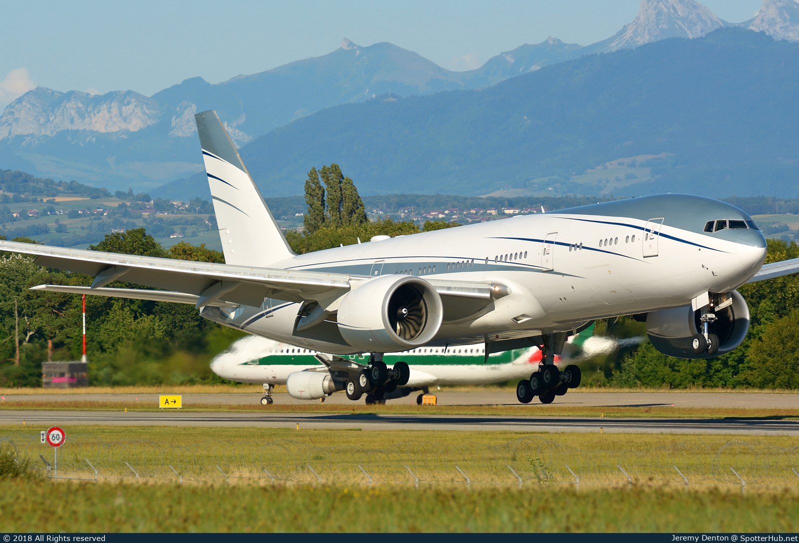 Photo of VP-CAL - Boeing 777-2KQ(LR) operated by Aviation Link Company