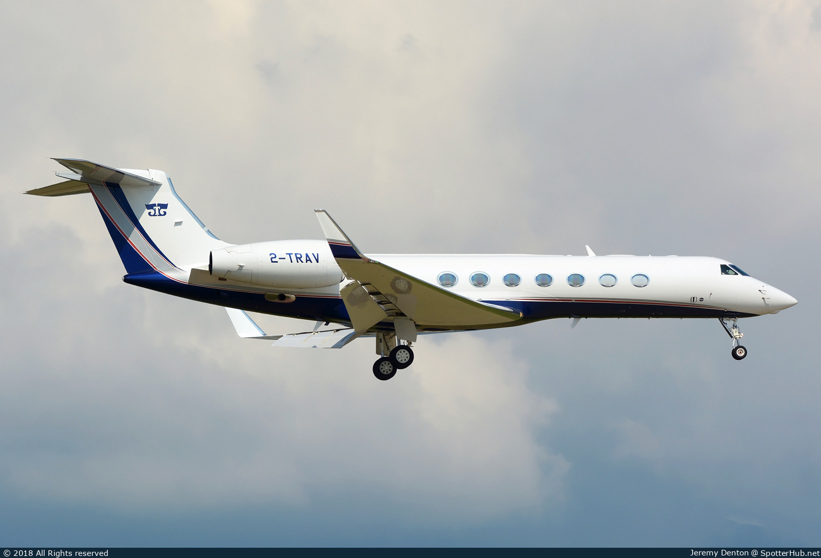 Photo of 2-TRAV - Gulfstream GV-SP (G550) operated by ExecuJet Europe