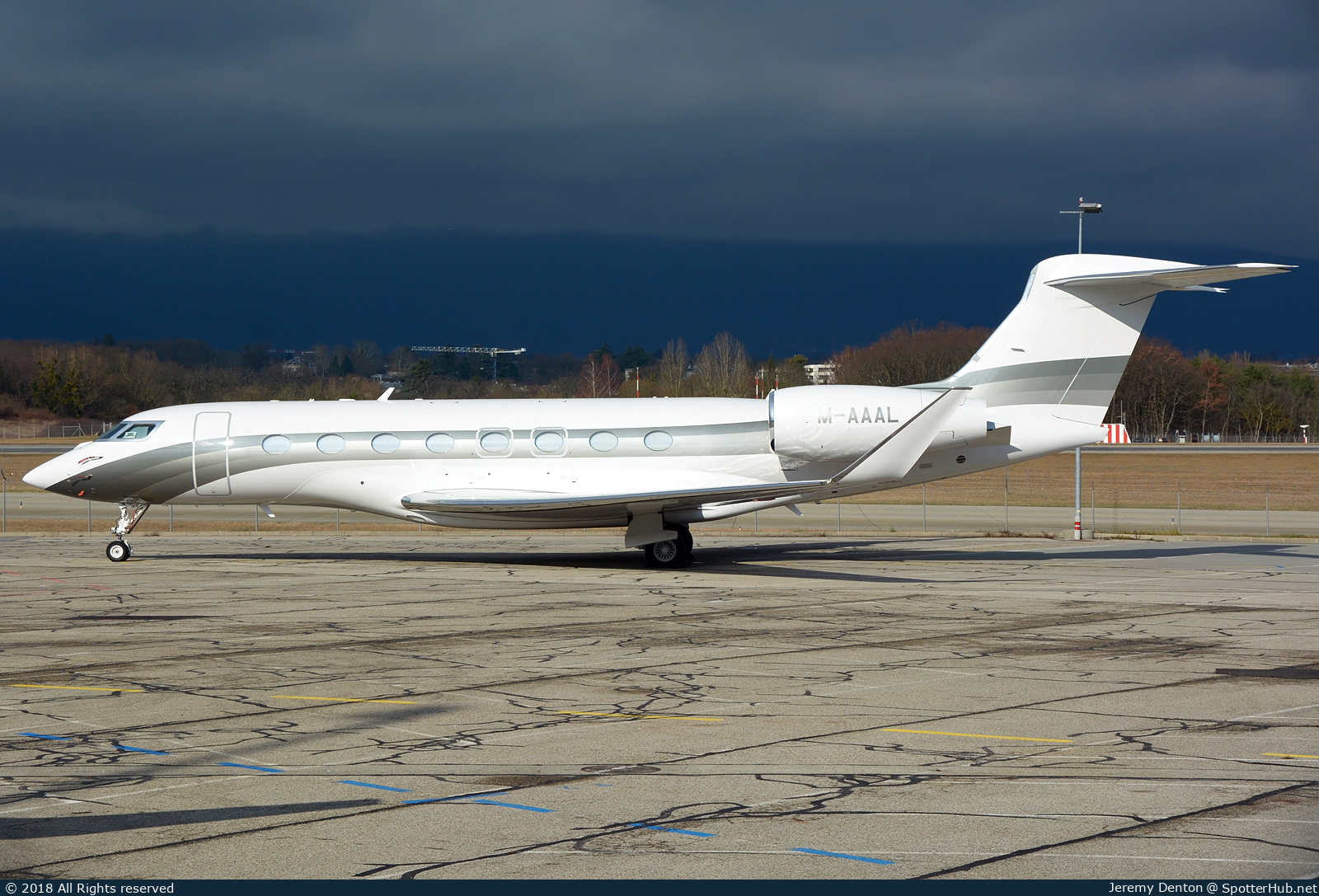 Photo of M-AAAL - Gulfstream G650 operated by Private