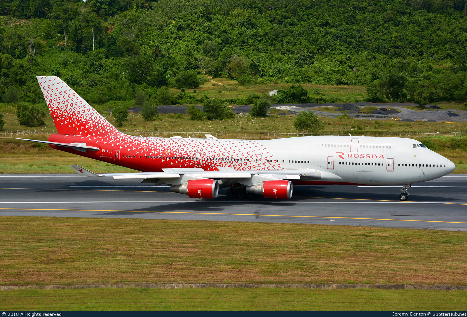 Photo of EI-XLJ - Boeing 747-446 operated by Rossiya Airlines