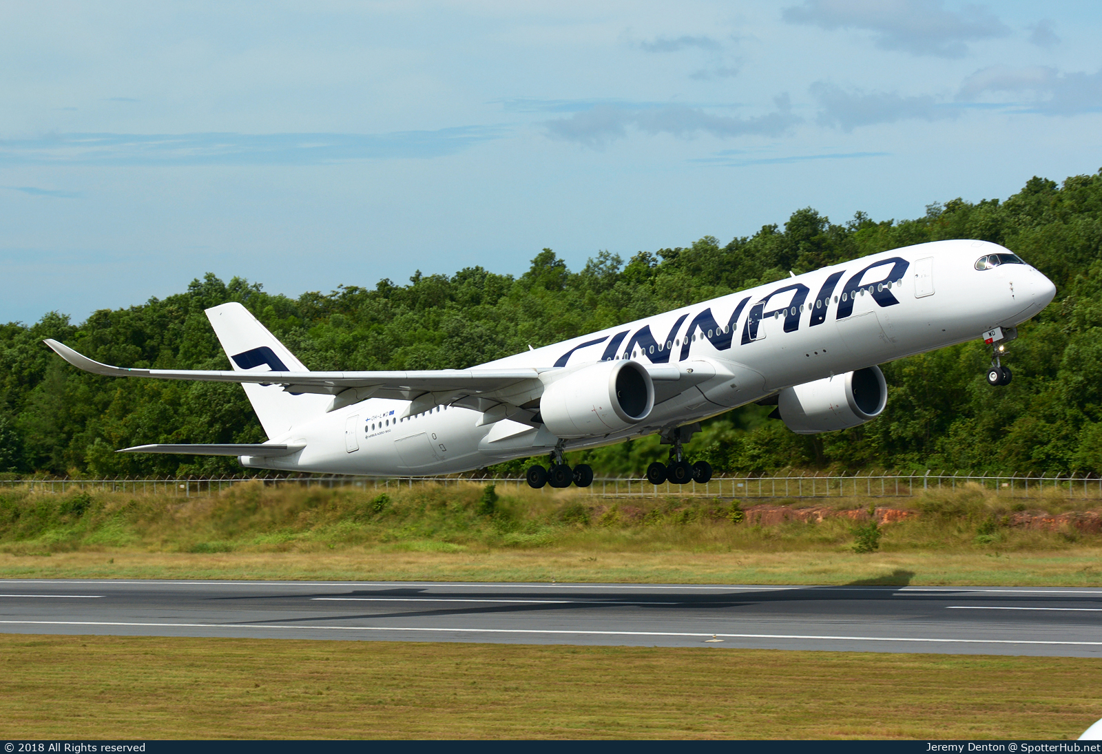 Photo of OH-LWD - Airbus A350-941 operated by Finnair