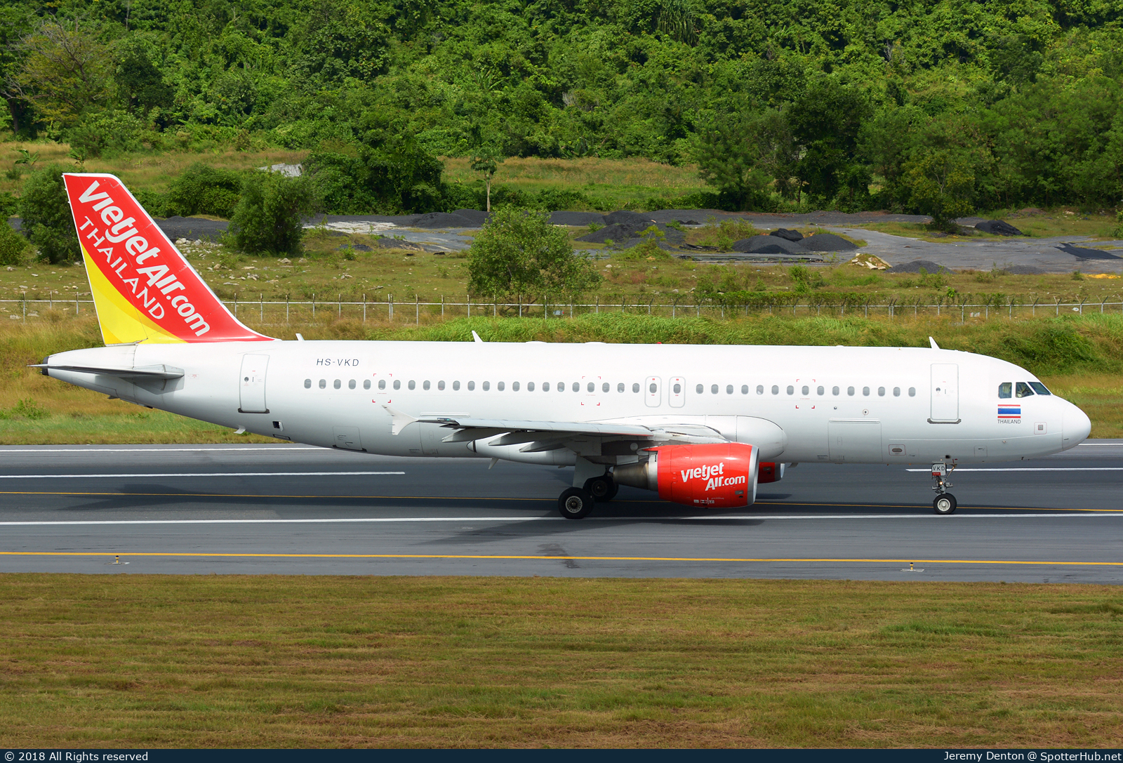 Photo of HS-VKD - Airbus A320-214 operated by Thai VietJet Air