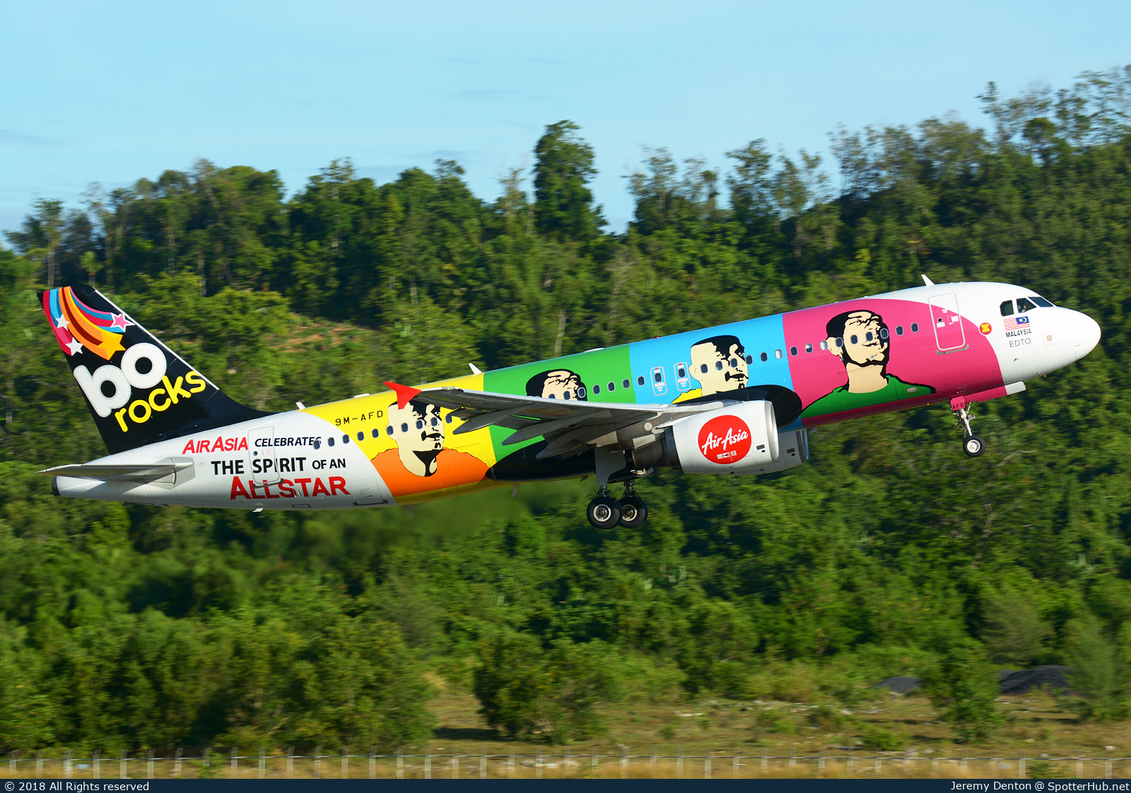 Photo of 9M-AFD - Airbus A320-214 operated by AirAsia
