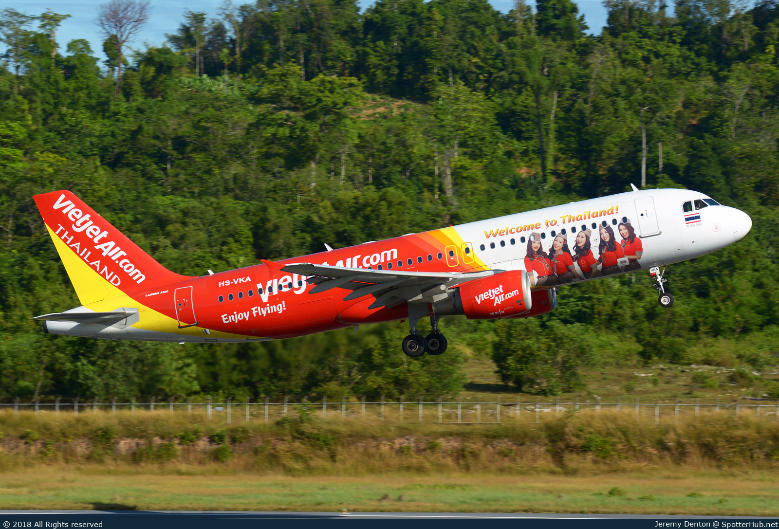 Photo of HS-VKA - Airbus A320-214 operated by Thai VietJet Air