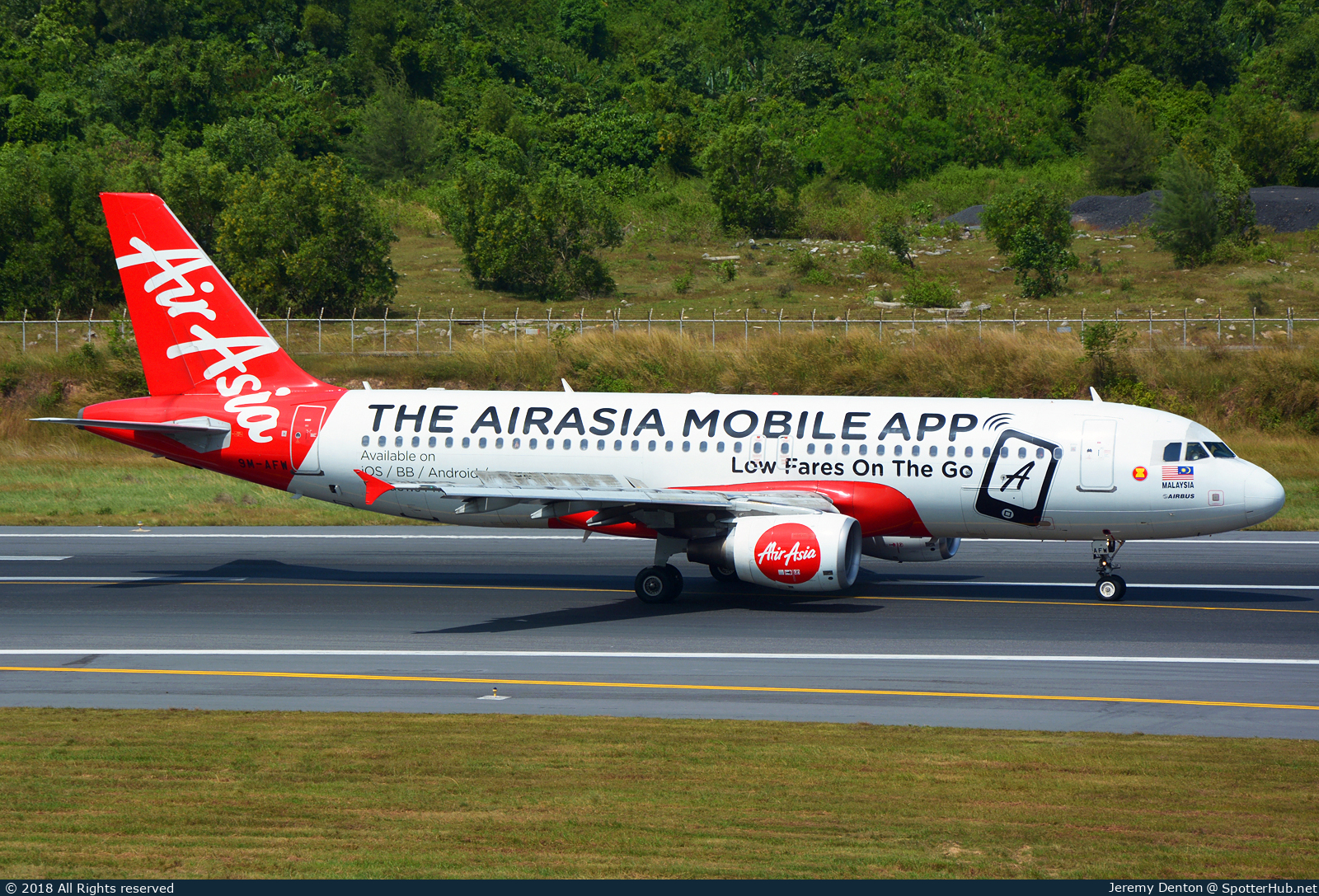 Photo of 9M-AFW - Airbus A320-216 operated by AirAsia