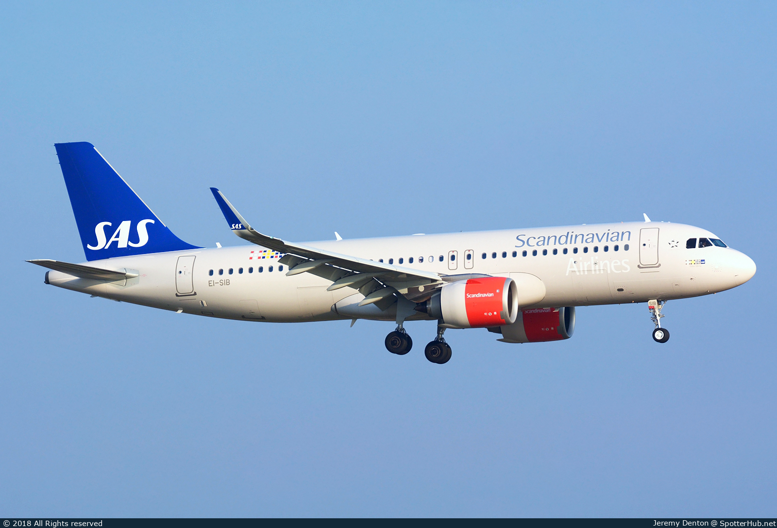 Photo of EI-SIB - Airbus A320-251N operated by SAS Ireland