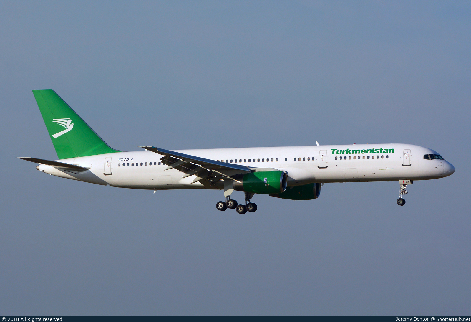 Photo of EZ-A014 - Boeing 757-22K operated by Turkmenistan Airlines