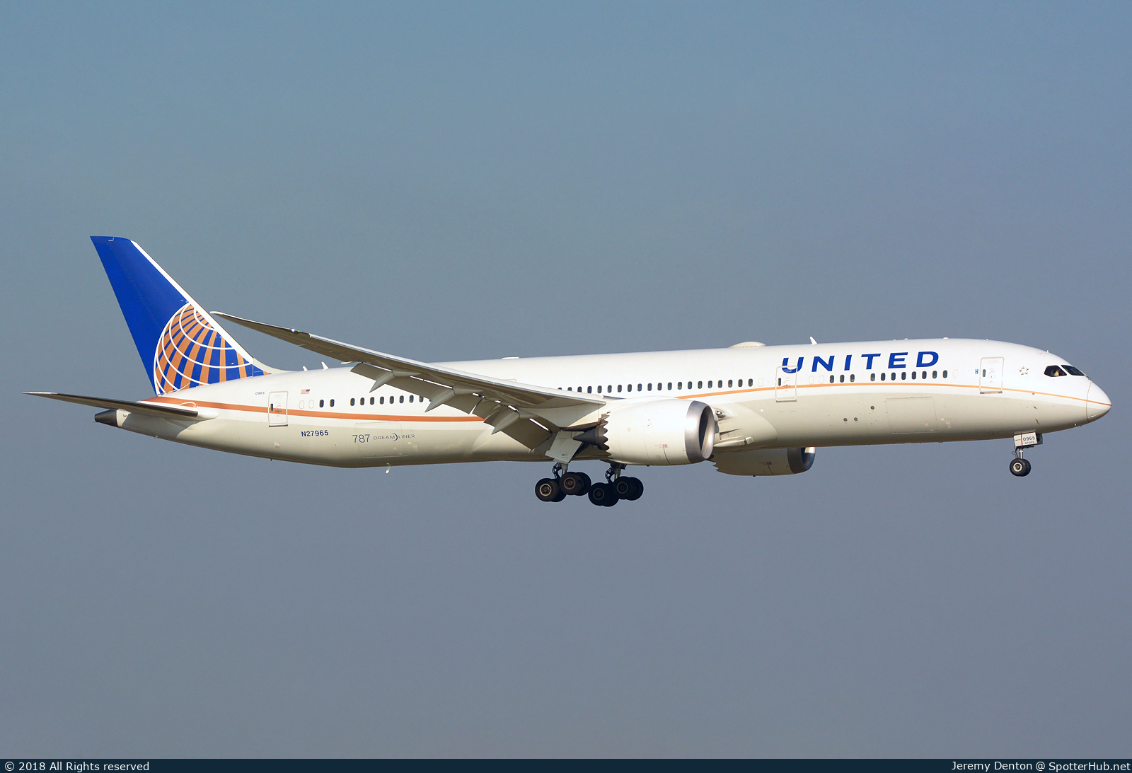 Photo of N27965 - Boeing 787-9 Dreamliner operated by United Airlines