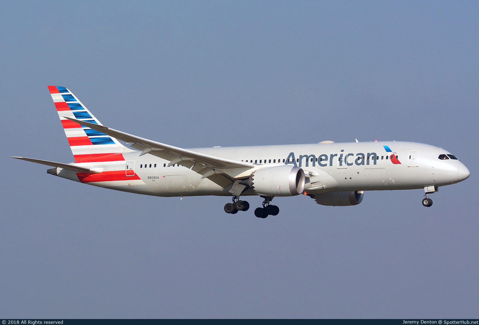 Photo of N809AA - Boeing 787-8 Dreamliner operated by American Airlines