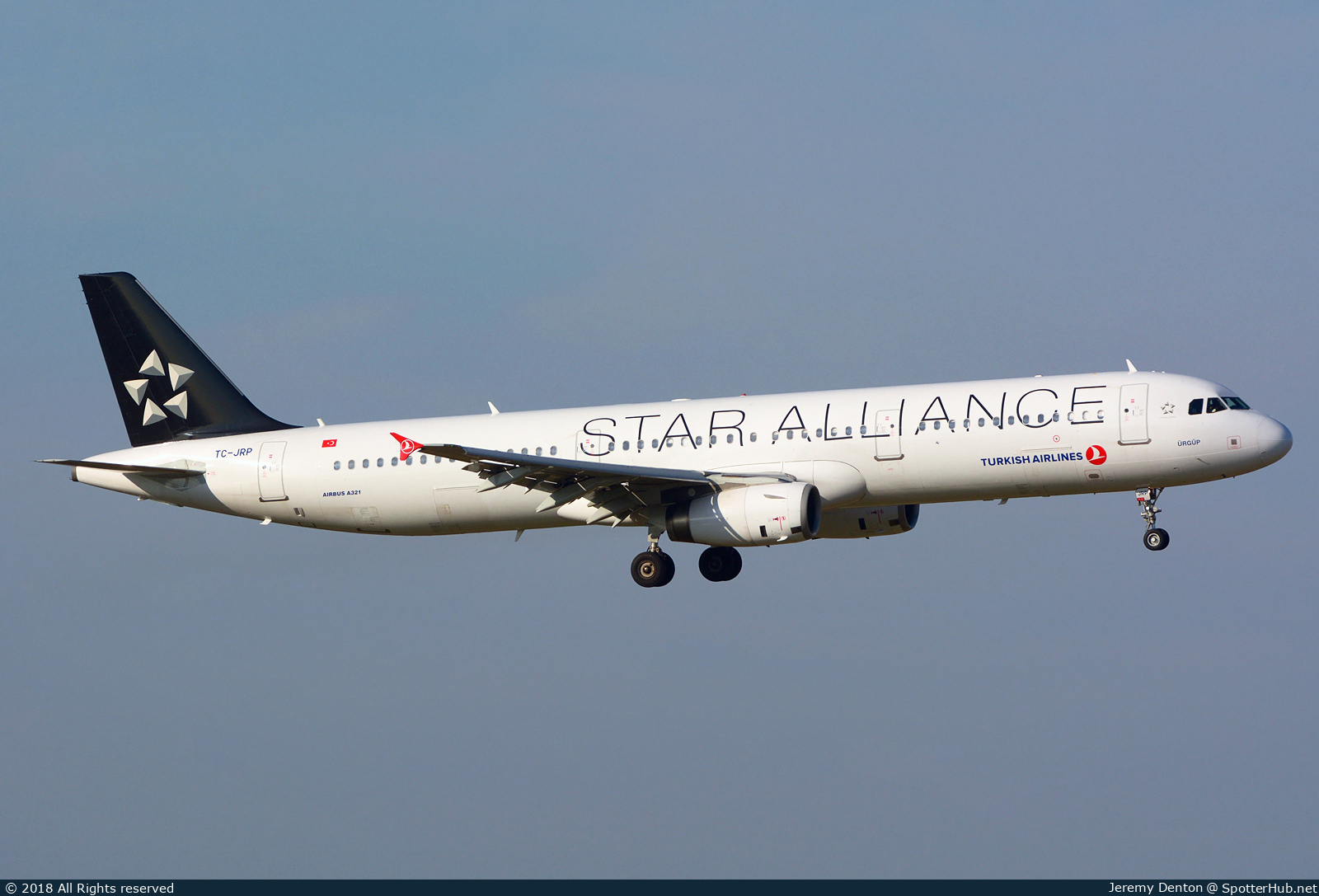 Photo of TC-JRP - Airbus A321-231 operated by Turkish Airlines