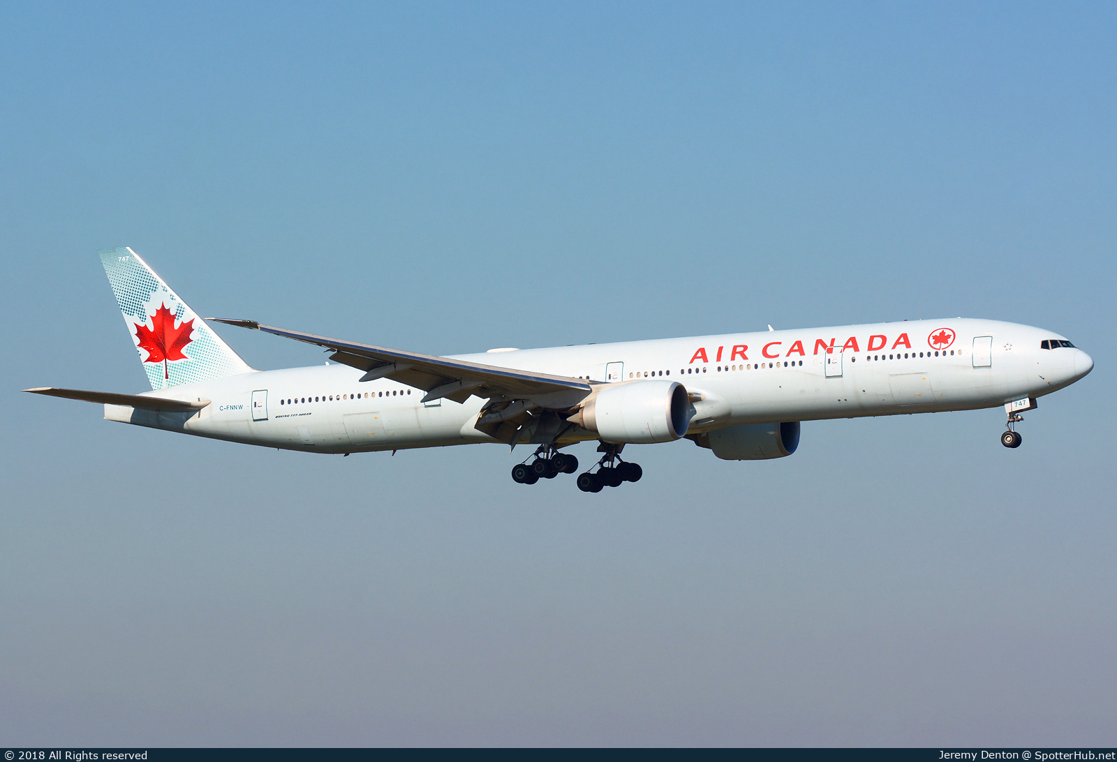 Photo of C-FNNW - Boeing 777-333(ER) operated by Air Canada