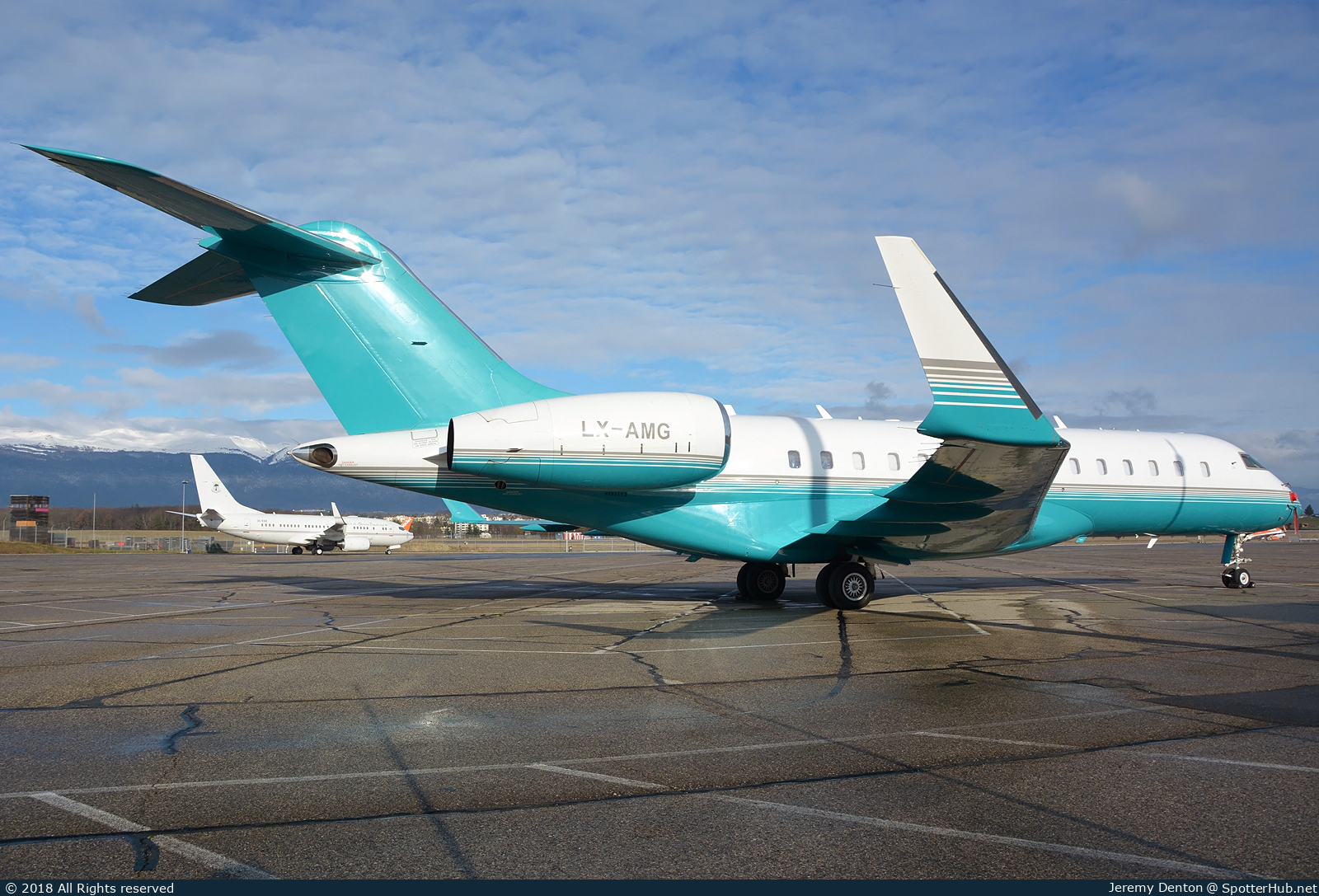 Photo of LX-AMG - Bombardier Global Express XRS operated by Luxaviation