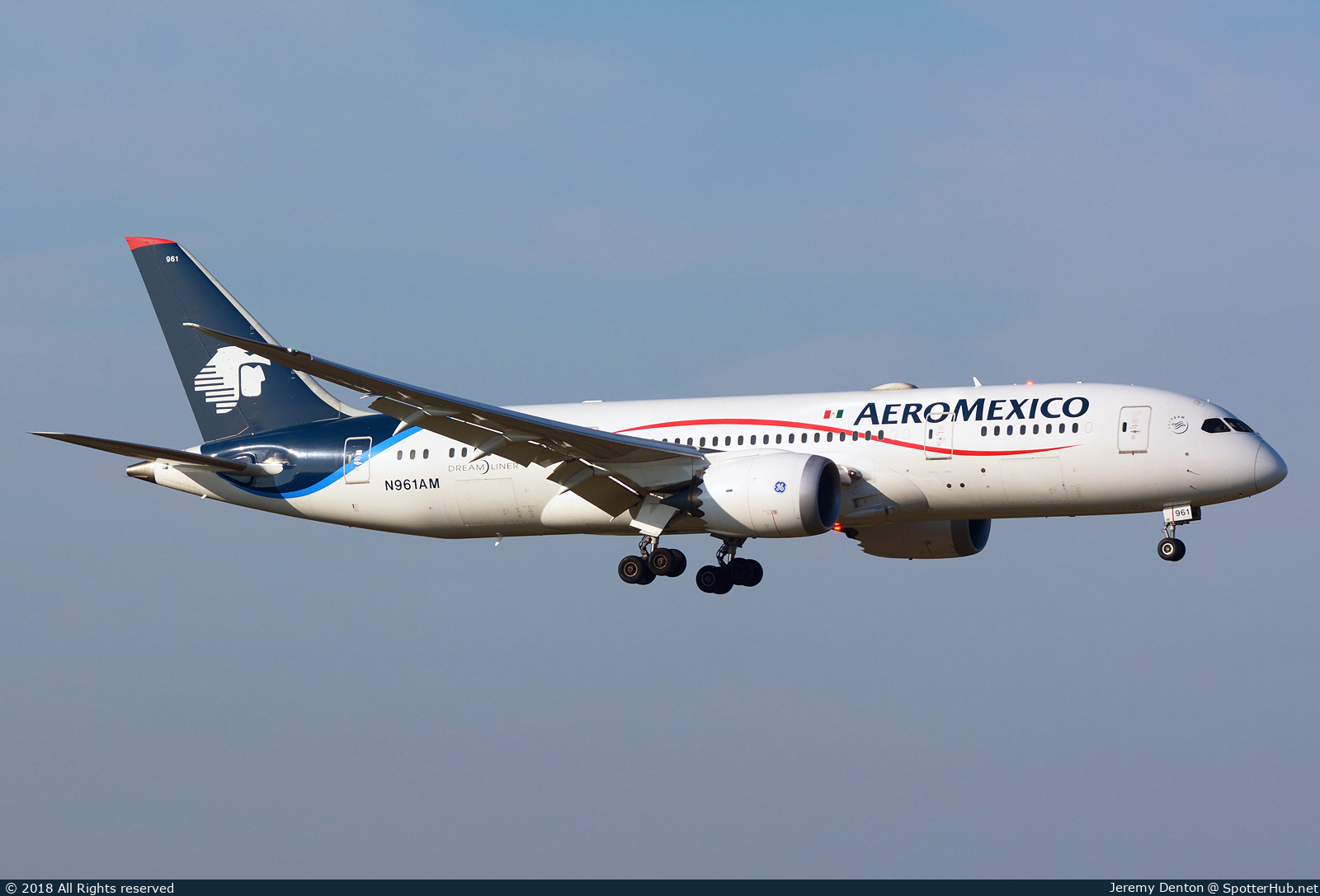 Photo of N961AM - Boeing 787-8 Dreamliner operated by Aeroméxico