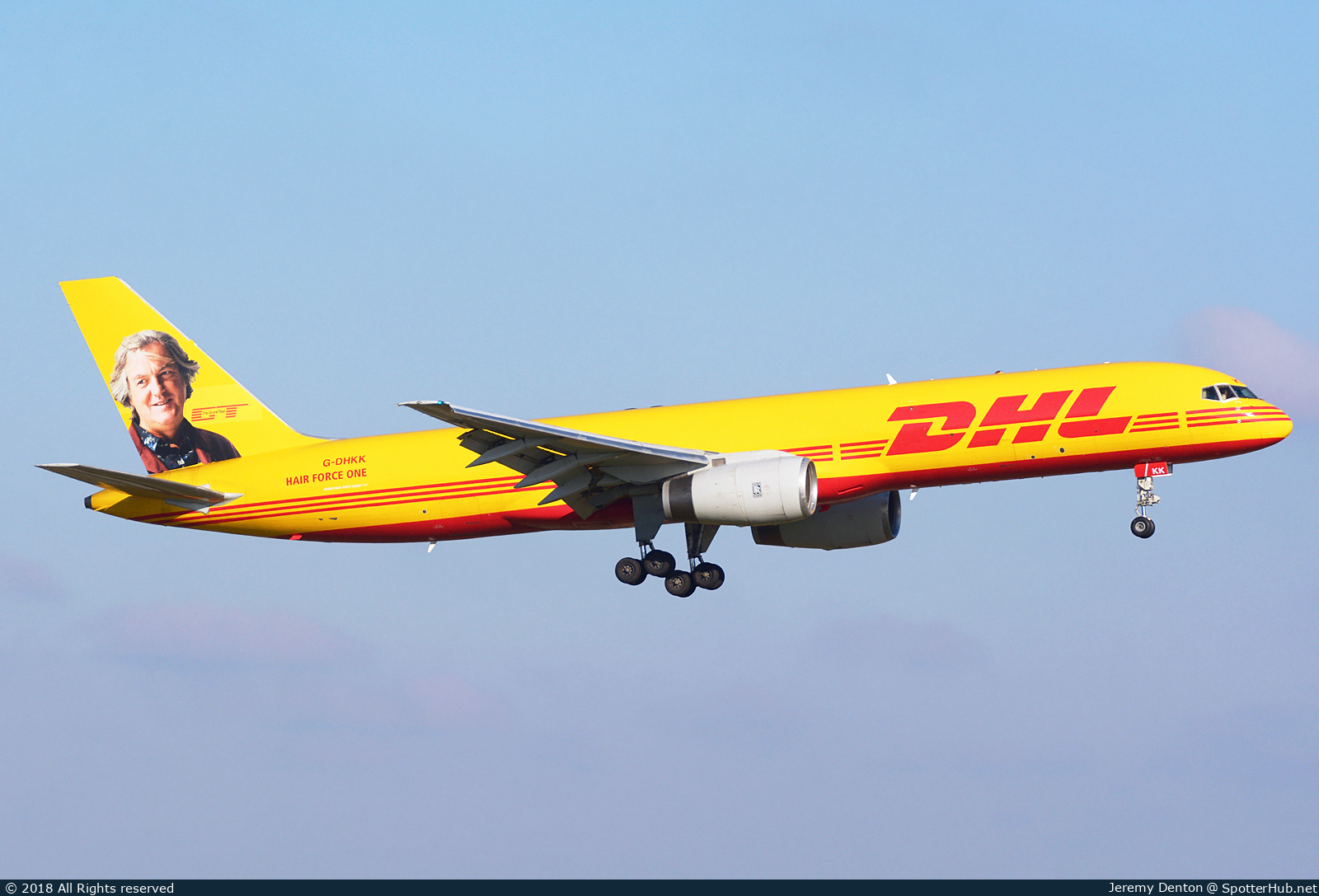 Photo of G-DHKK - Boeing 757-28A(PCF) operated by DHL Air